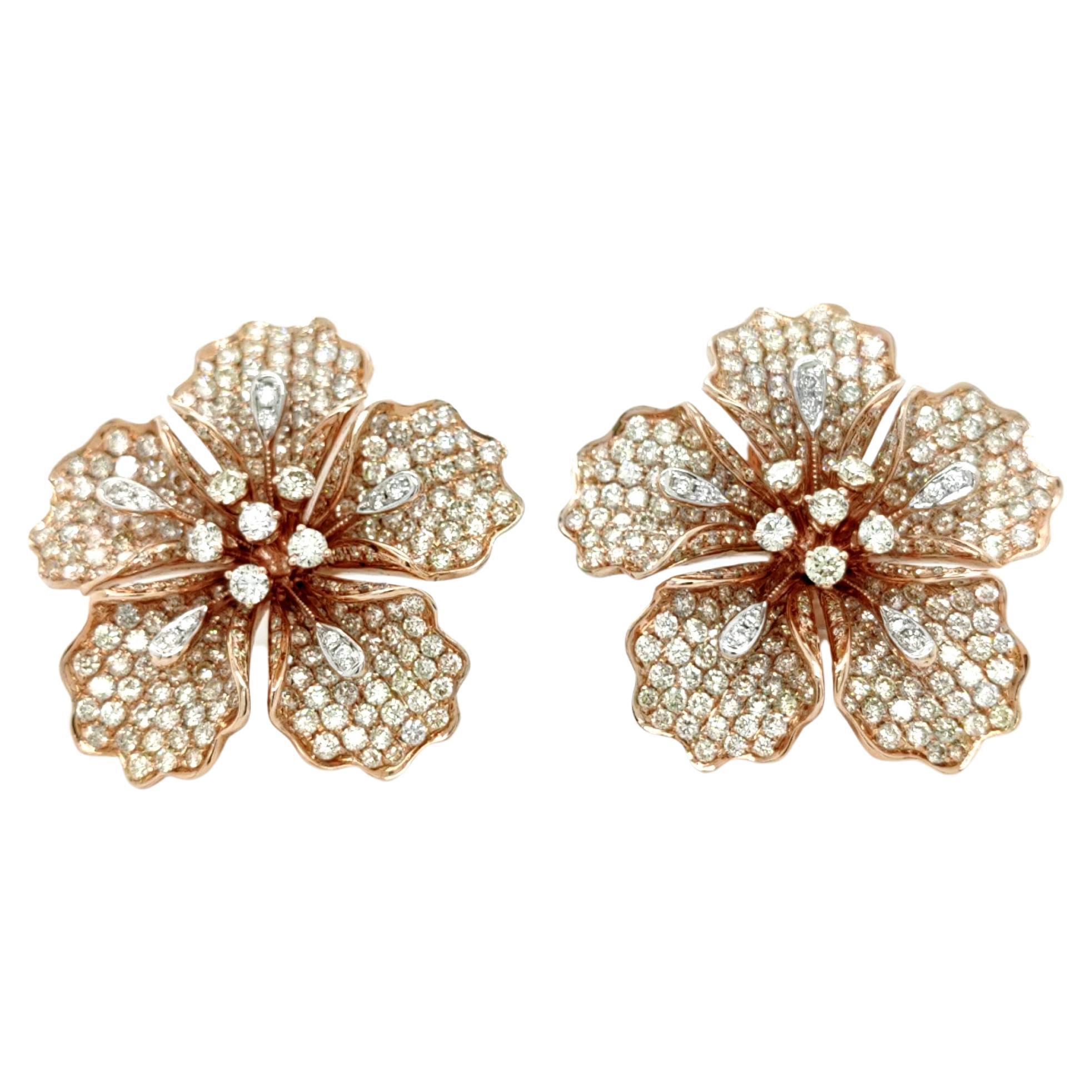 Boucles d'oreilles Azalea en or rose 18 carats et diamants de couleur fleur