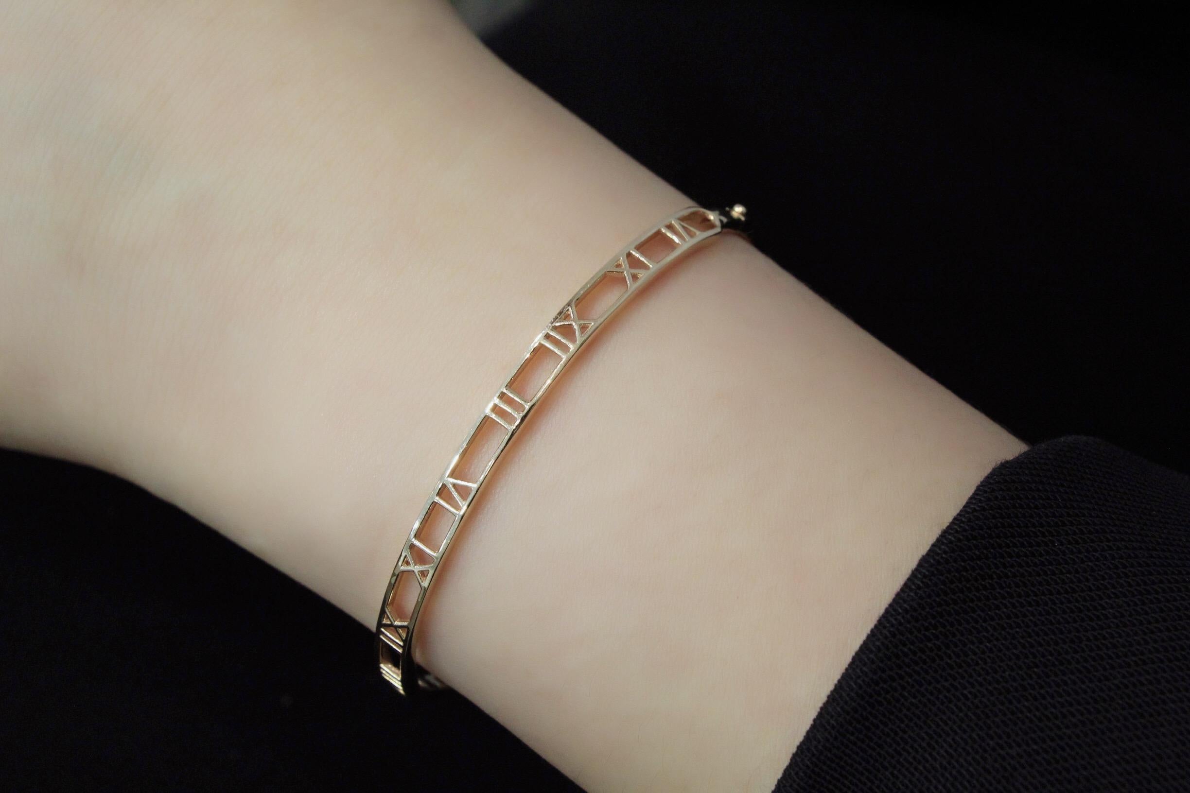 18K Rose Gold Bangle In New Condition For Sale In Macau, MO