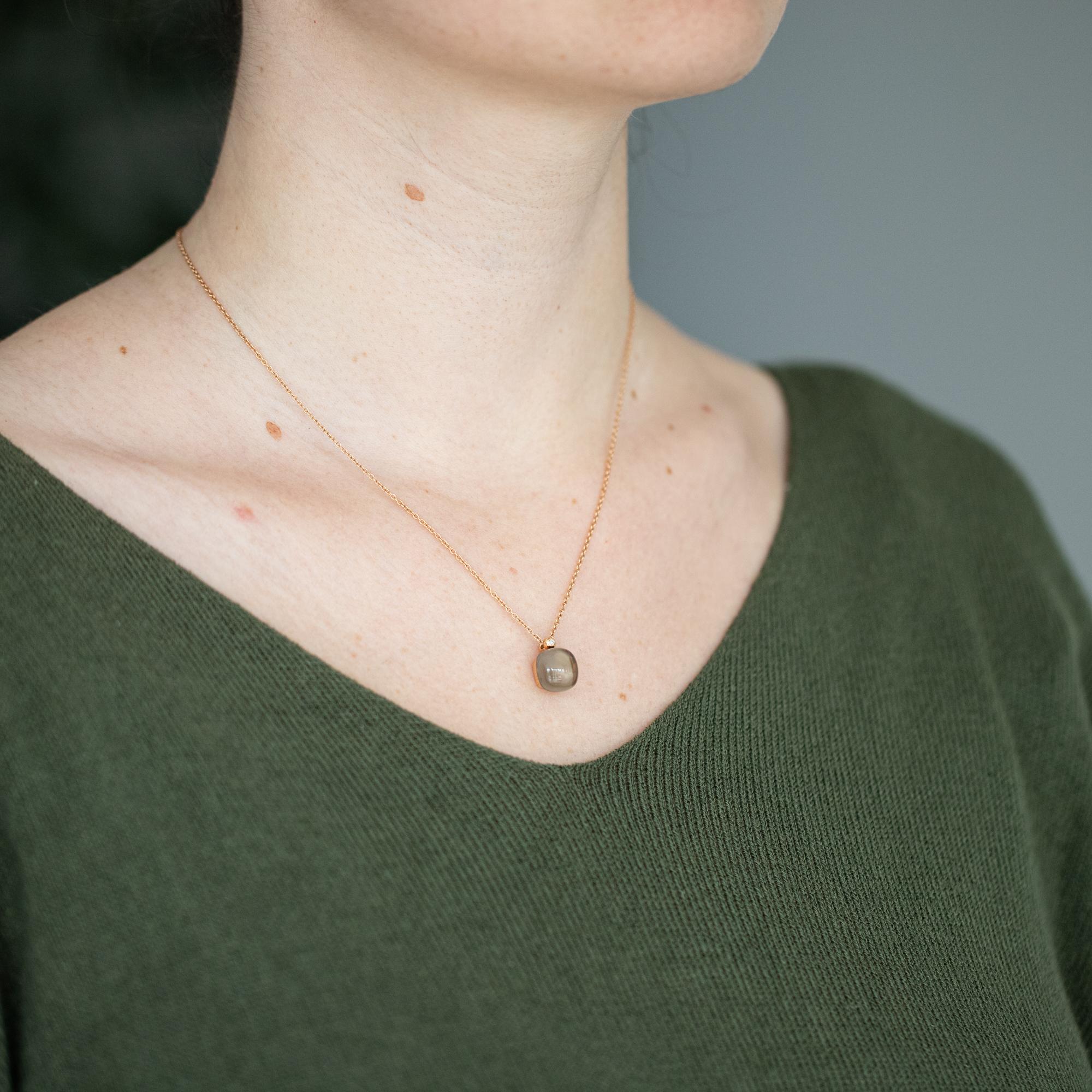 For sale is this Belgian made Bigli necklaces. The chic and sleek personality of the brand lives on in this diamond set pendant with necklace. This 18ct rose gold pendant is set with a small brilliant cut diamond with a stunning VVS quality. You can