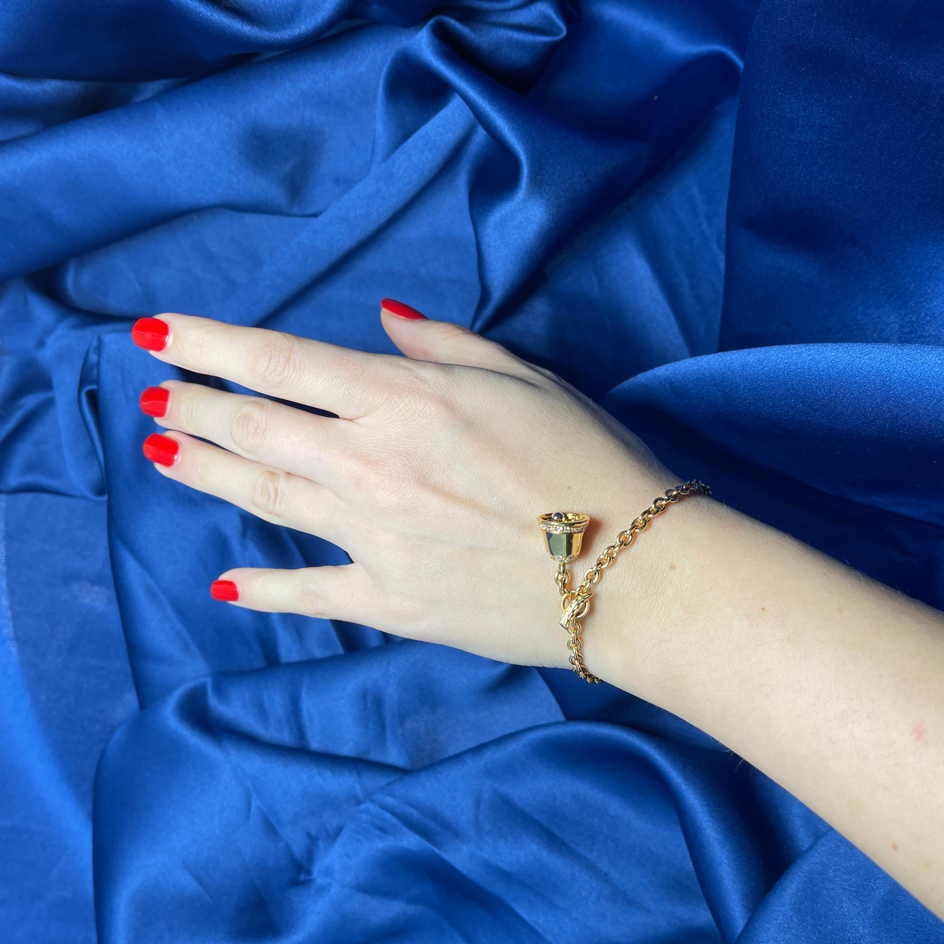 18K Rose Gold Bracelet with Diamond Pavé Bell Charm In New Condition For Sale In Bergamo, BG