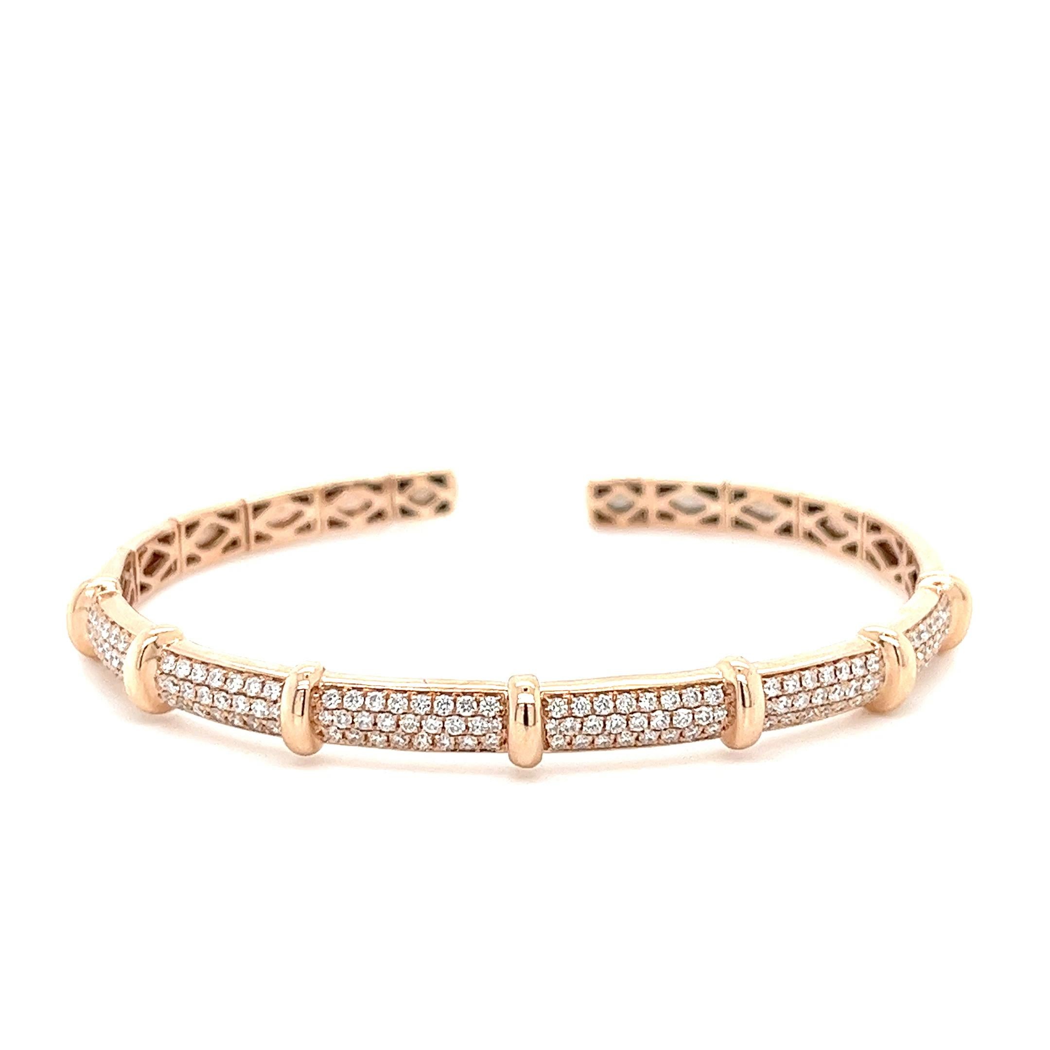 18K Rose Gold Bracelet with Diamonds

18K Rose Gold - 10.66 GM
94 Diamonds - 0.56 CT
Size - 45X55 mm

Elevate your style with the captivating beauty of this enchanting 18K Rose Gold Bracelet embellished with a mesmerizing array of 94 sparkling