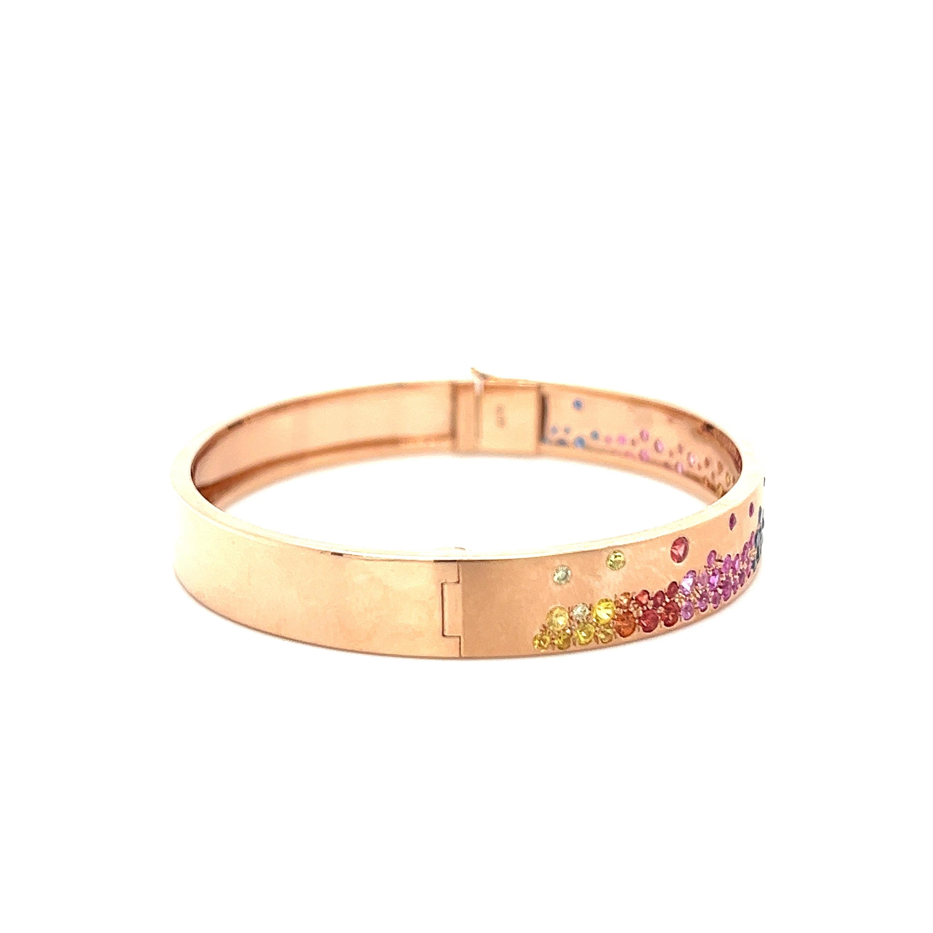 Bracciale in oro rosa 18K con gemme multicolore e diamanti
23 Zaffiri blu - 0,48 CT
5 diamanti - 0,06 CT
8 Granati verdi - 0,16 CT
18 Zaffiri arancioni - 0,40 CT
33 Zaffiri rosa - 0,76 CT
13 Zaffiri gialli - 0,32 CT
Oro rosa 18K - 18,64 GM
TAGLIA -