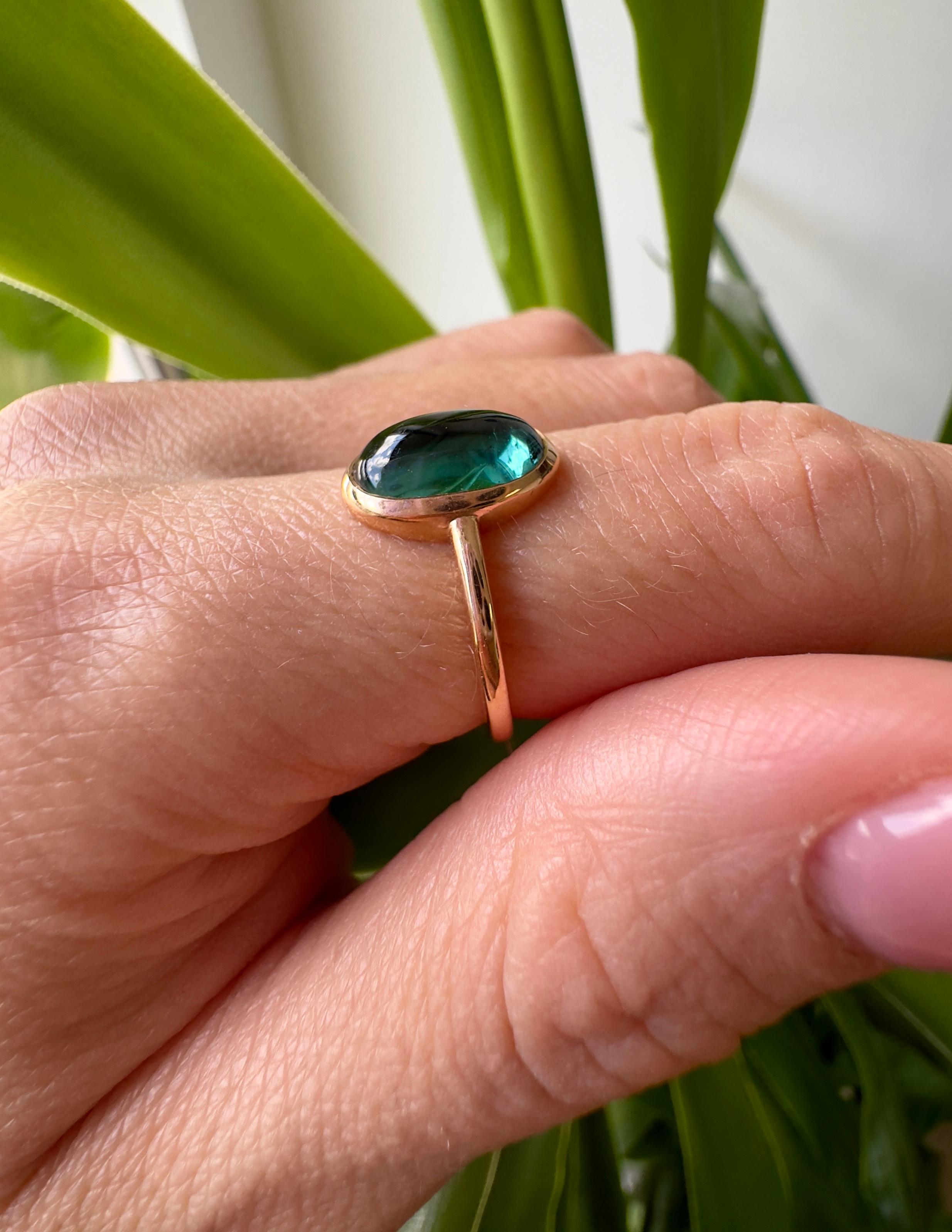 Bague en or rose 18 carats avec tourmaline cabochon en vente 2