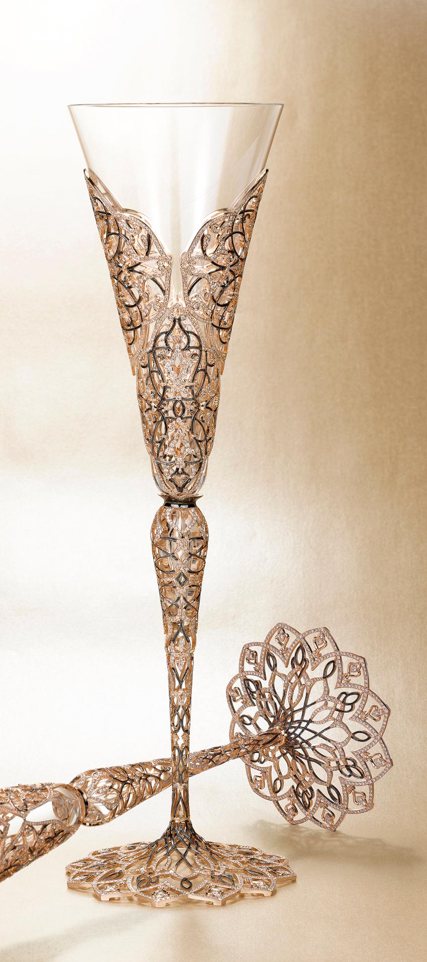 18kt rose gold champagne glass is set with 2506 brilliant diamonds totaling 18.28 carats