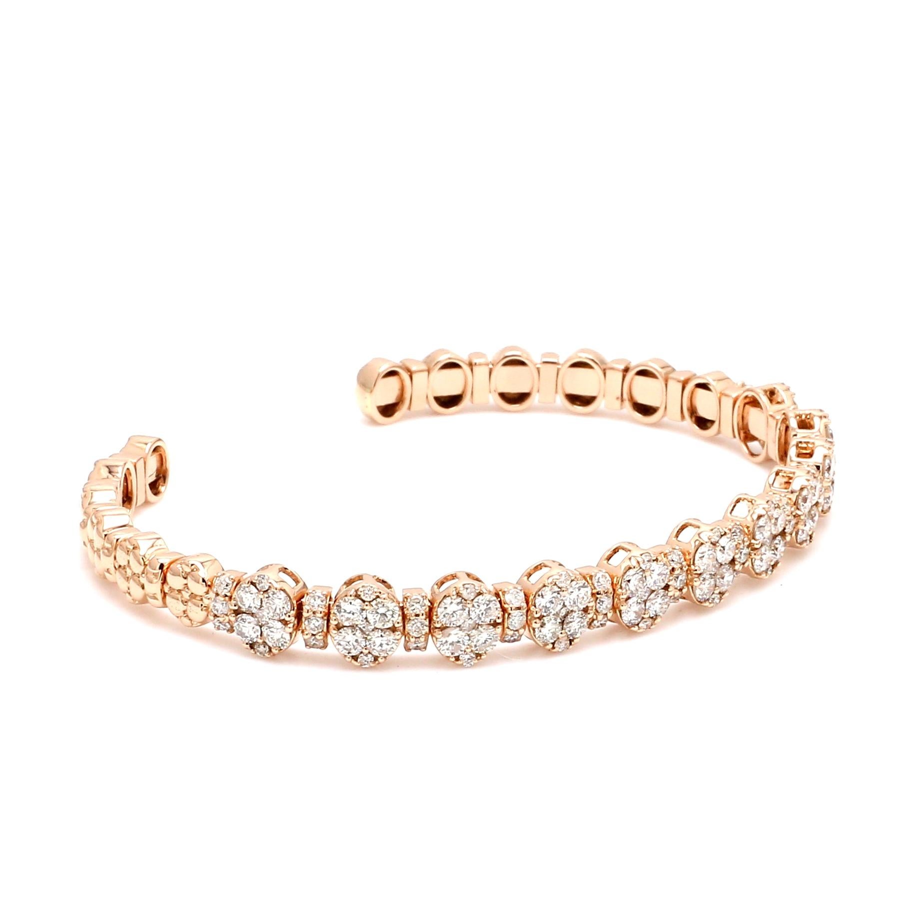 Round Cut 18k Rose Gold Cluster SI/H Natural Diamond Cuff Bracelet Gift For Sale