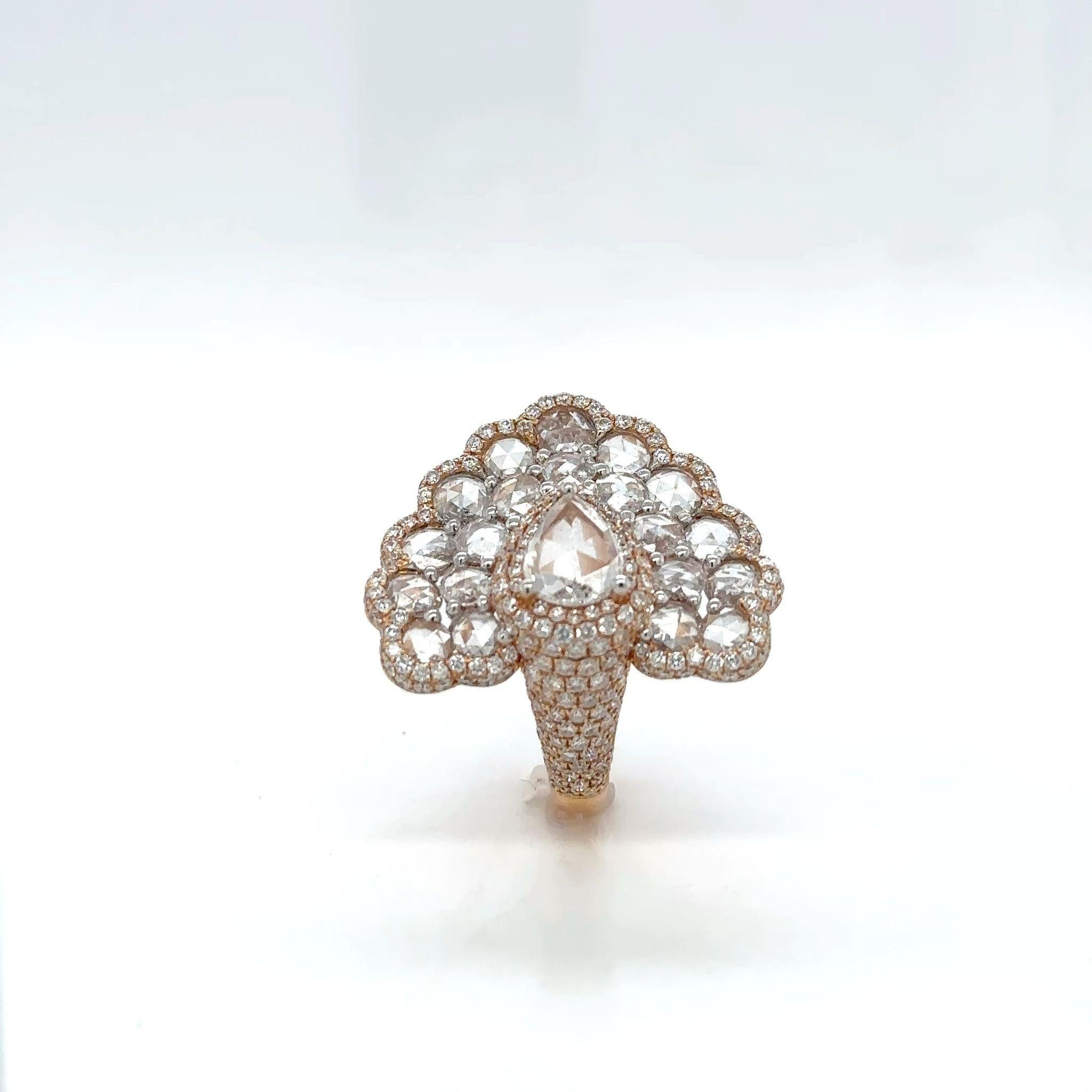 da uomo o donna Anello da cocktail in oro rosa 18K con diamanti rotondi e a pera taglio rosa in vendita