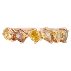 18 Karat Roségold farbiger Diamantring mit Diamanten