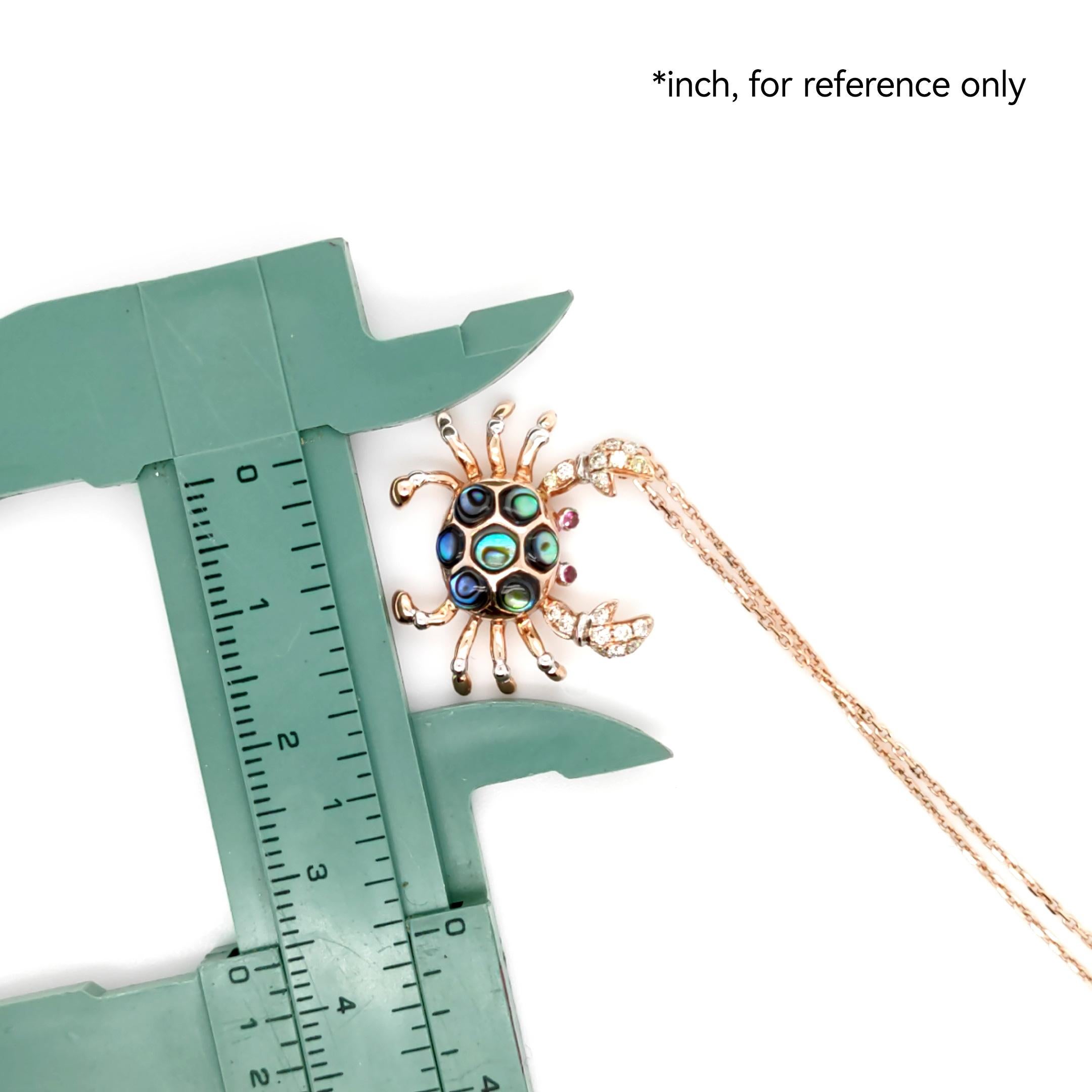 18 Karat Roségold Halskette mit Krabben-Diamant-Anhänger mit Rubinen und Abalone-Muschel  (Rundschliff) im Angebot
