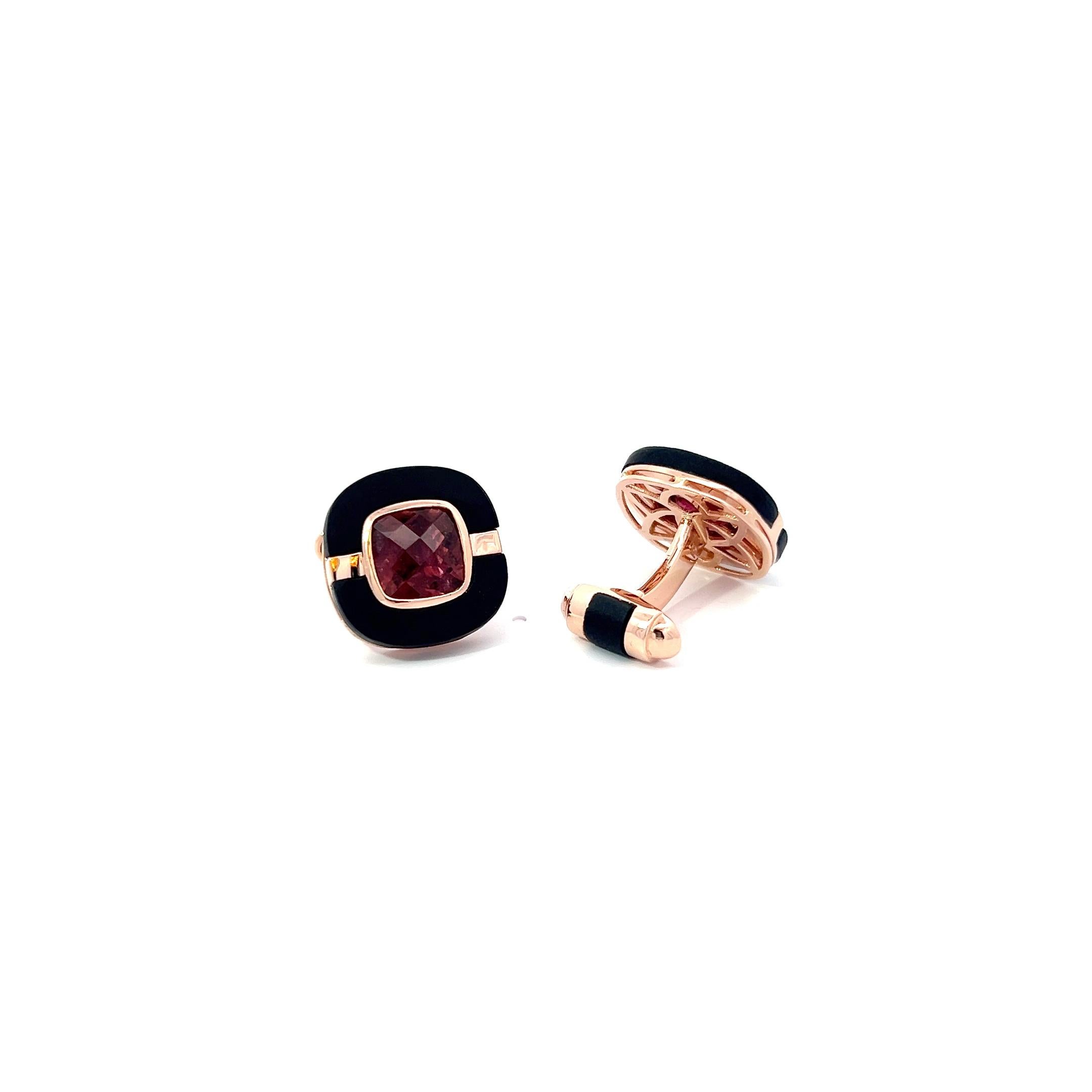 Boutons de manchette en or rose 18 carats avec rubylite et onyx noir taillé à la main Unisexe en vente