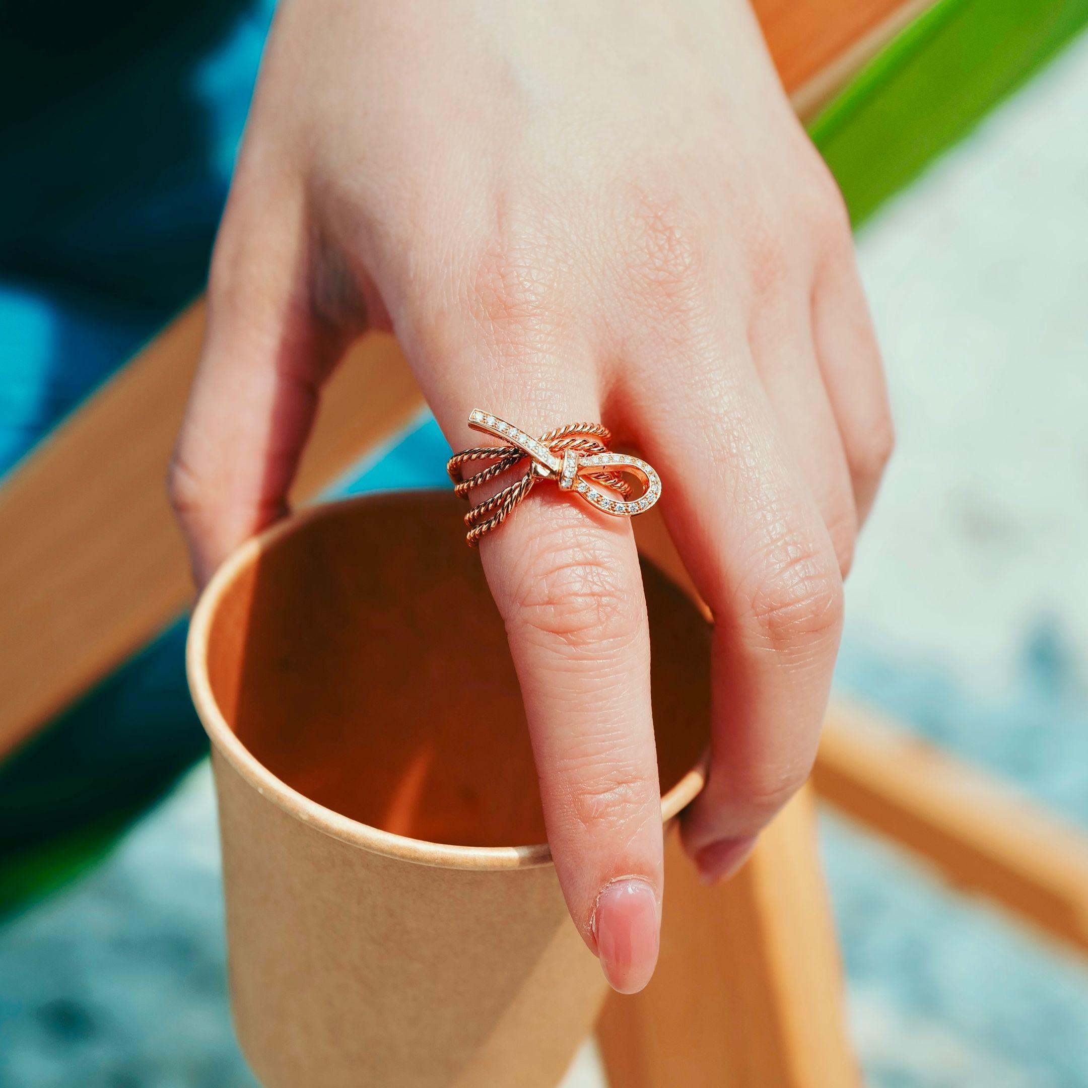 18K Rose Gold Delicate Twisted Rope and Diamond Ribbon Ring For Sale 3