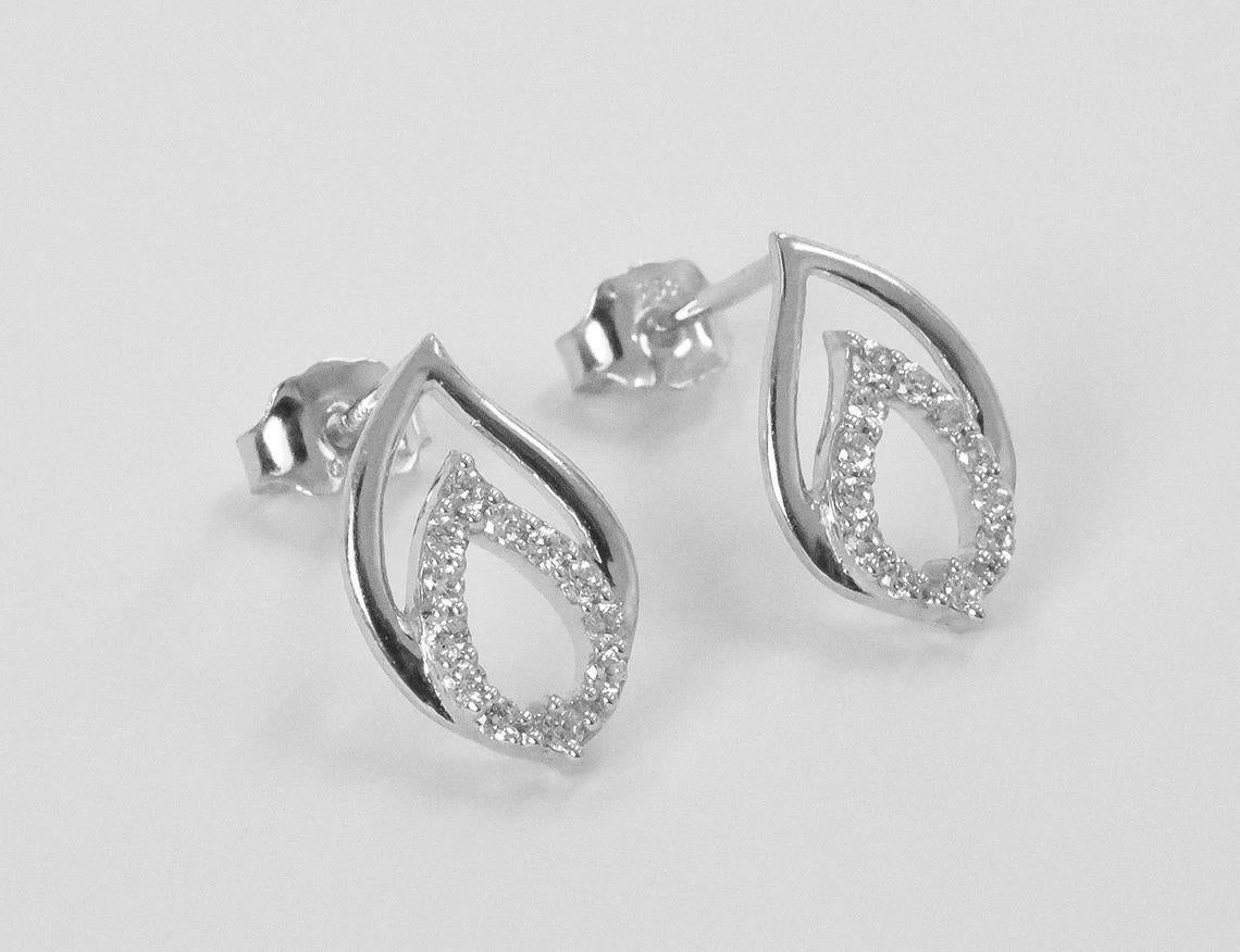 Modern 18k Gold Diamond Earrings Diamond Gold Leaf Earrings Minimalist Earrings For Sale