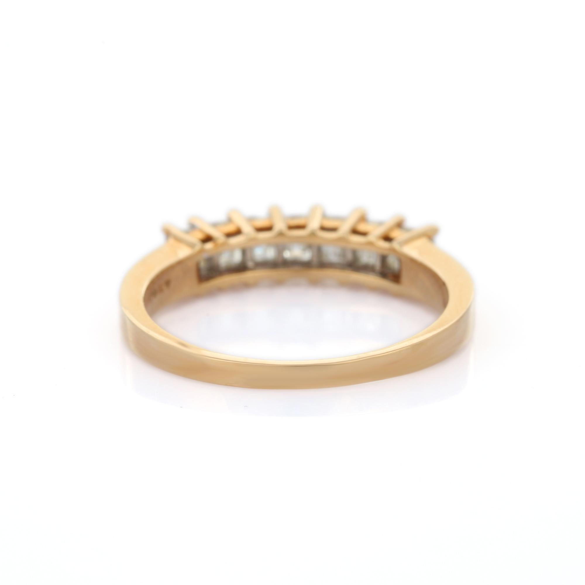 Im Angebot: 18 Karat Gelbgold Moderner Diamant Halb-Eternity-Ring () 5