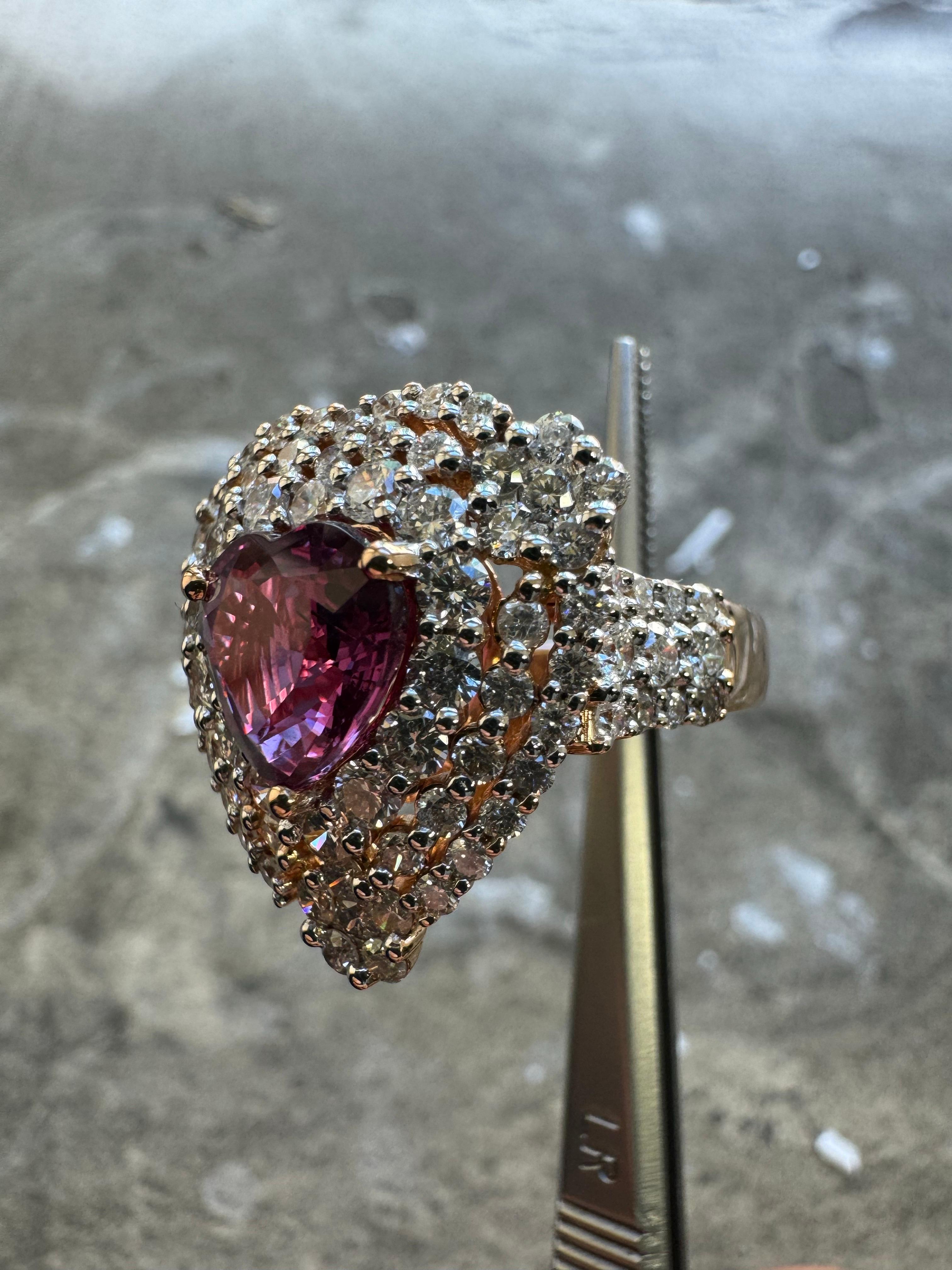Heart Cut 18K Rose Gold Diamond Heart GIA Certified 3.50 Carat No Heat Pink Sapphire Ring For Sale