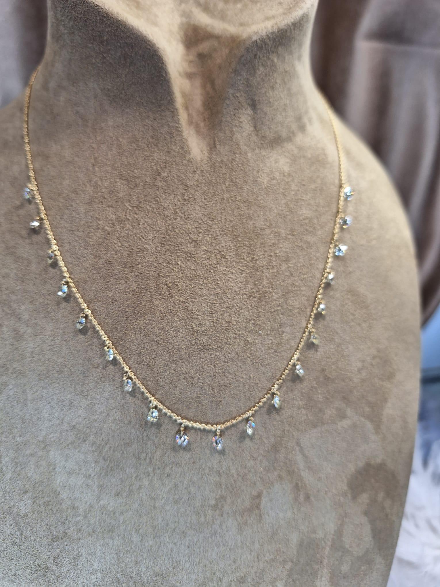 18 Karat Roségold Diamant-Halskette im Zustand „Neu“ im Angebot in Central, HK