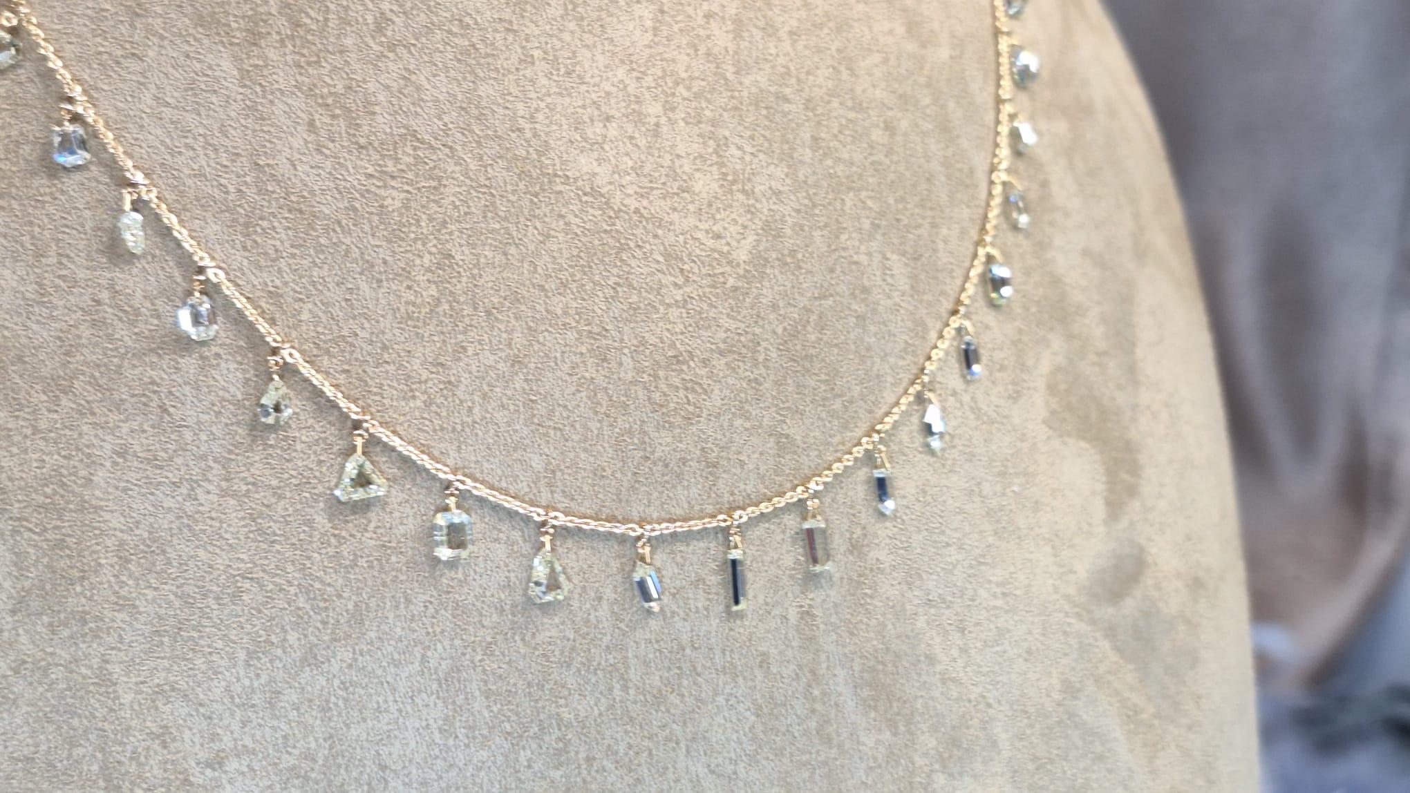 18 Karat Roségold Diamant-Halskette im Angebot 3