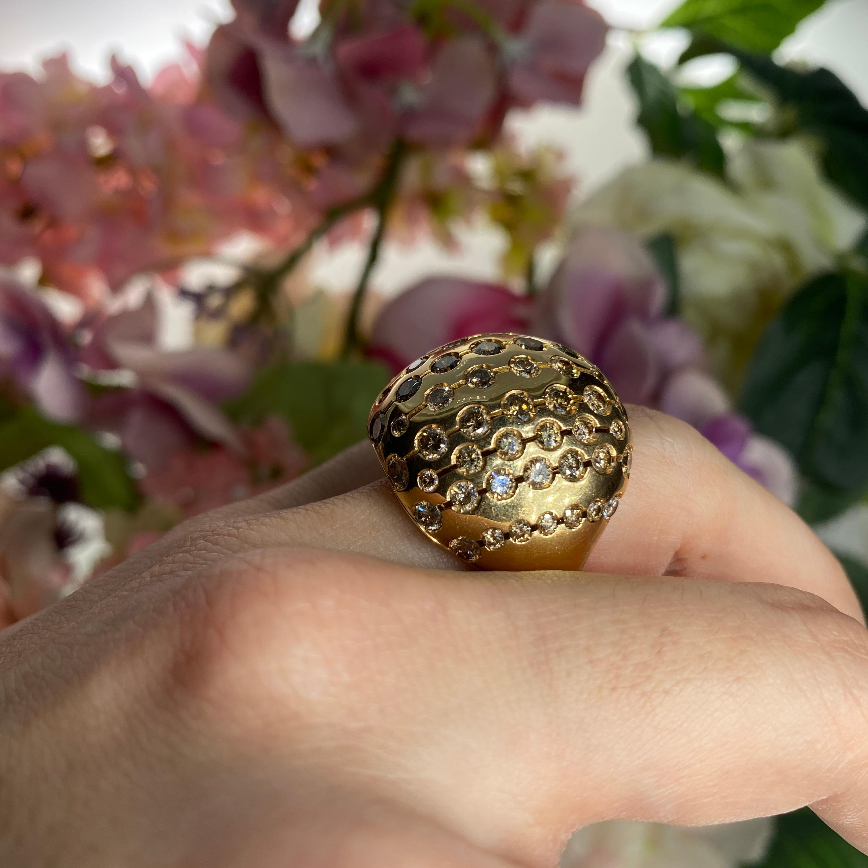 Bague Dome en or rose 18K avec diamants Brown en vente 9
