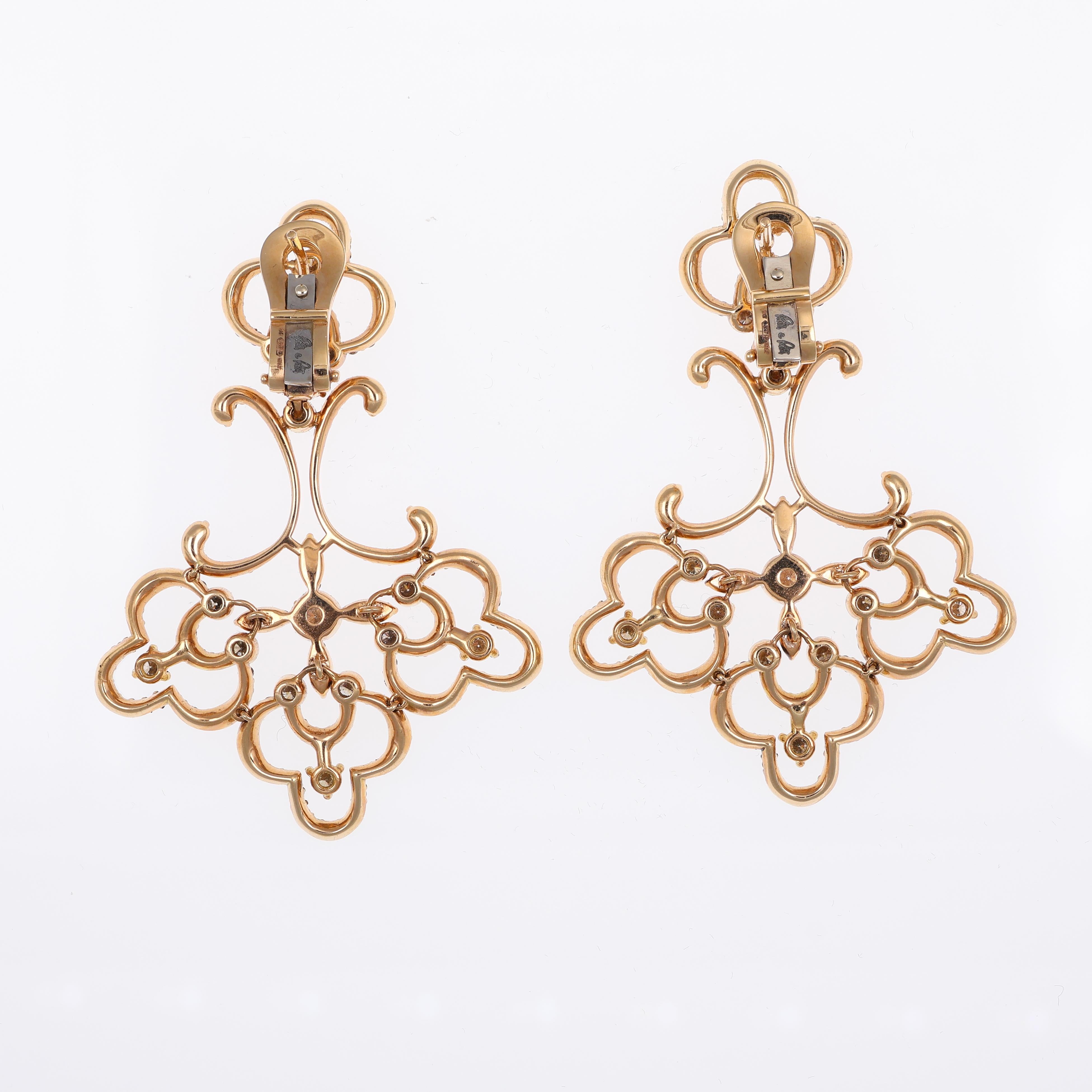 Brilliant Cut 18K Rose Gold Drop Earrings with Brown and White Diamonds For Sale