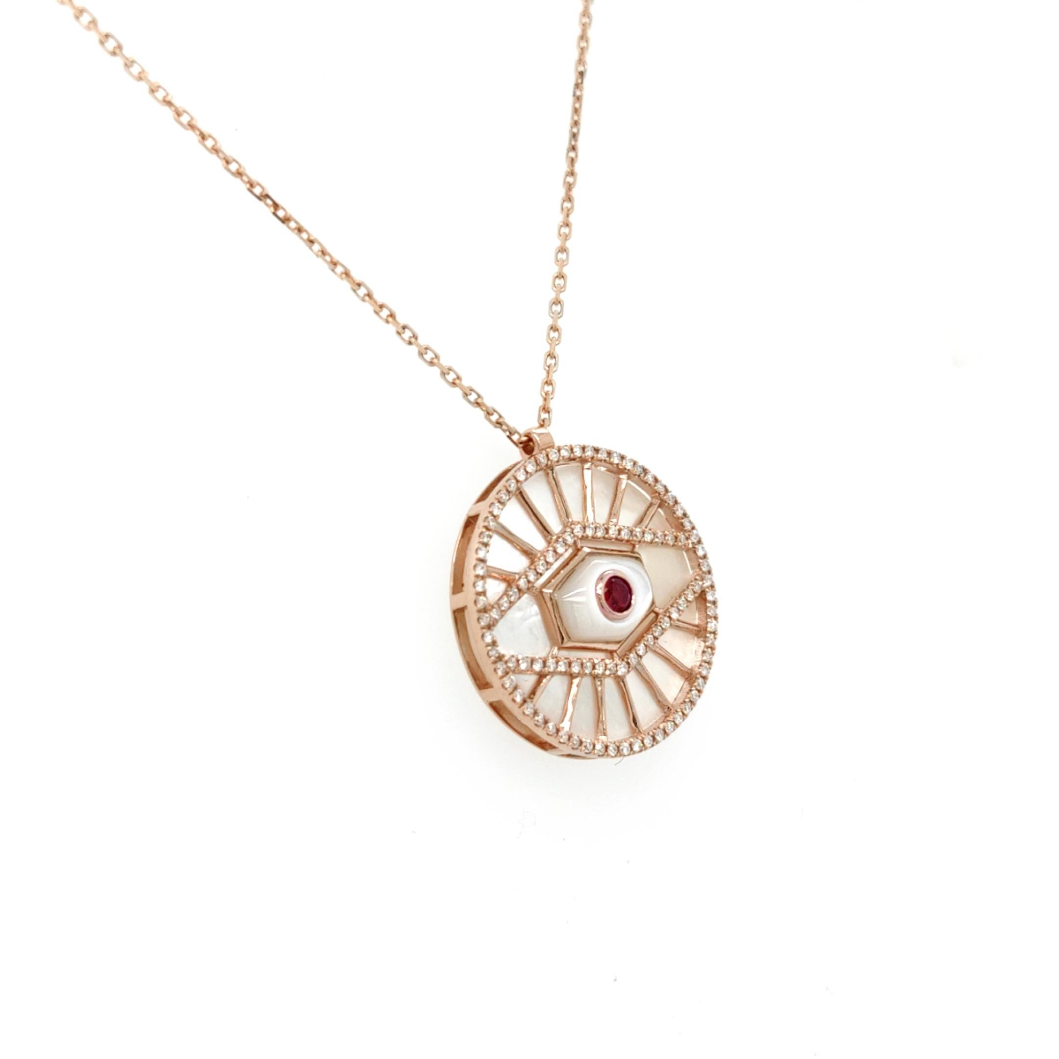 18K Rose Gold Evil Eye Diamant-Anhänger Halskette mit Muschelschicht und Rubin (Moderne) im Angebot