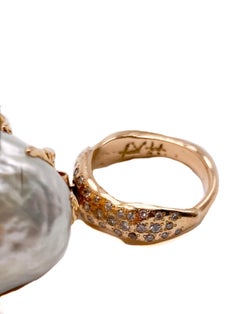 18 Karat Rose Gold Fede Ring with Pearl and Diamonds