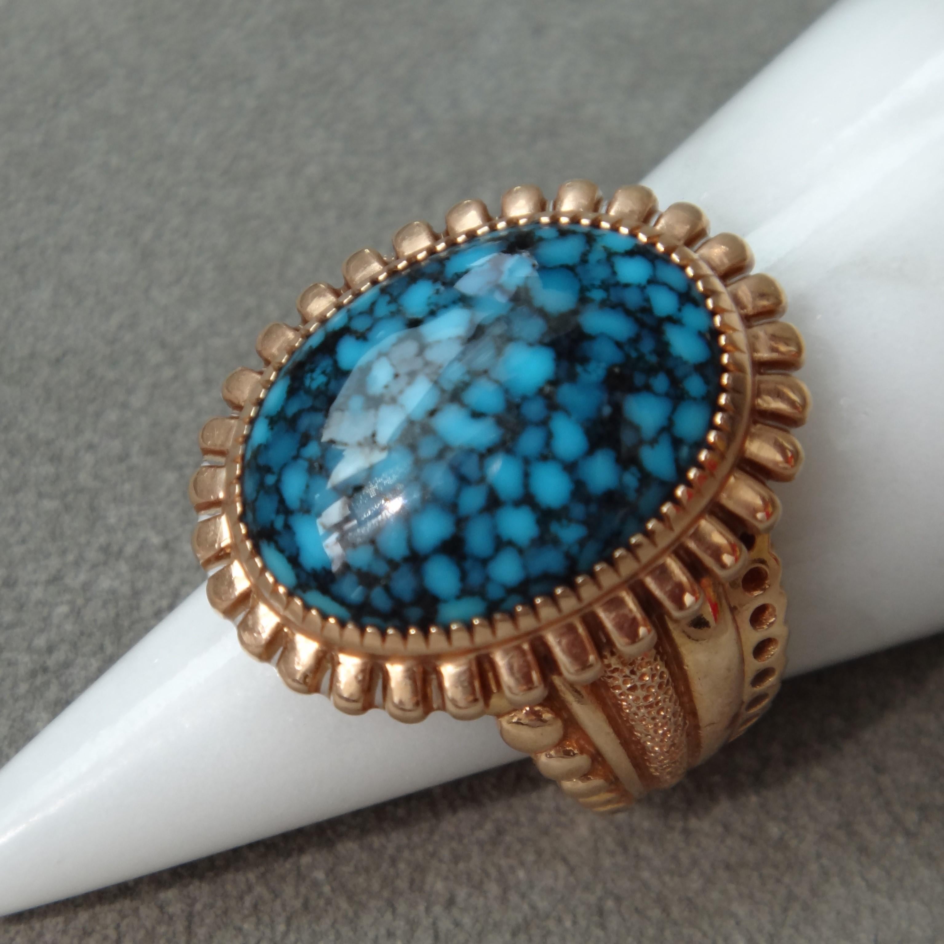 18k Rose Gold Gem-Grade Kingman Turquoise Ring For Sale 1
