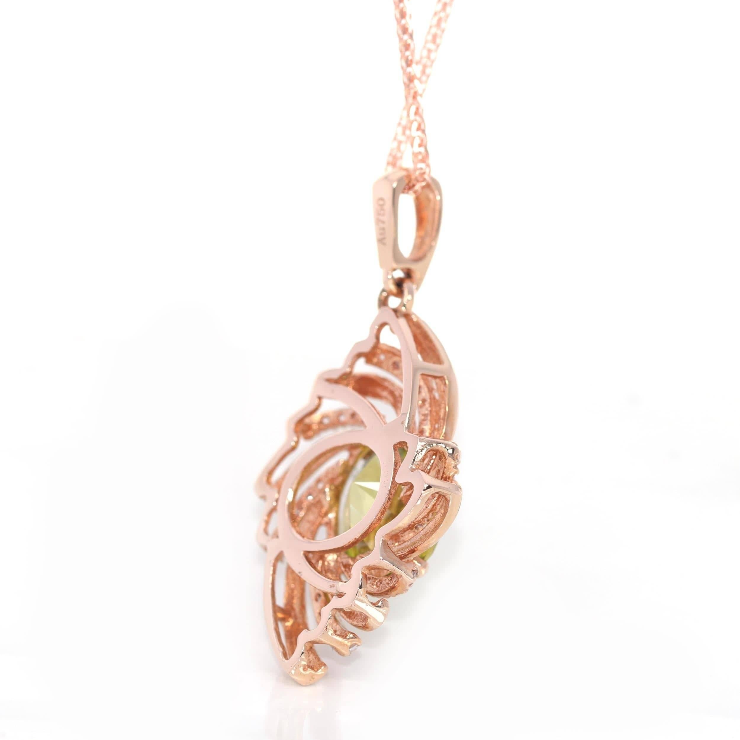 18k Rose Gold Genuine AAA Royal Peridot Pendant Necklace with CZ In New Condition For Sale In Portland, OR