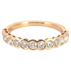 18 Karat Roségold Halbmond-Ringband mit Diamanten