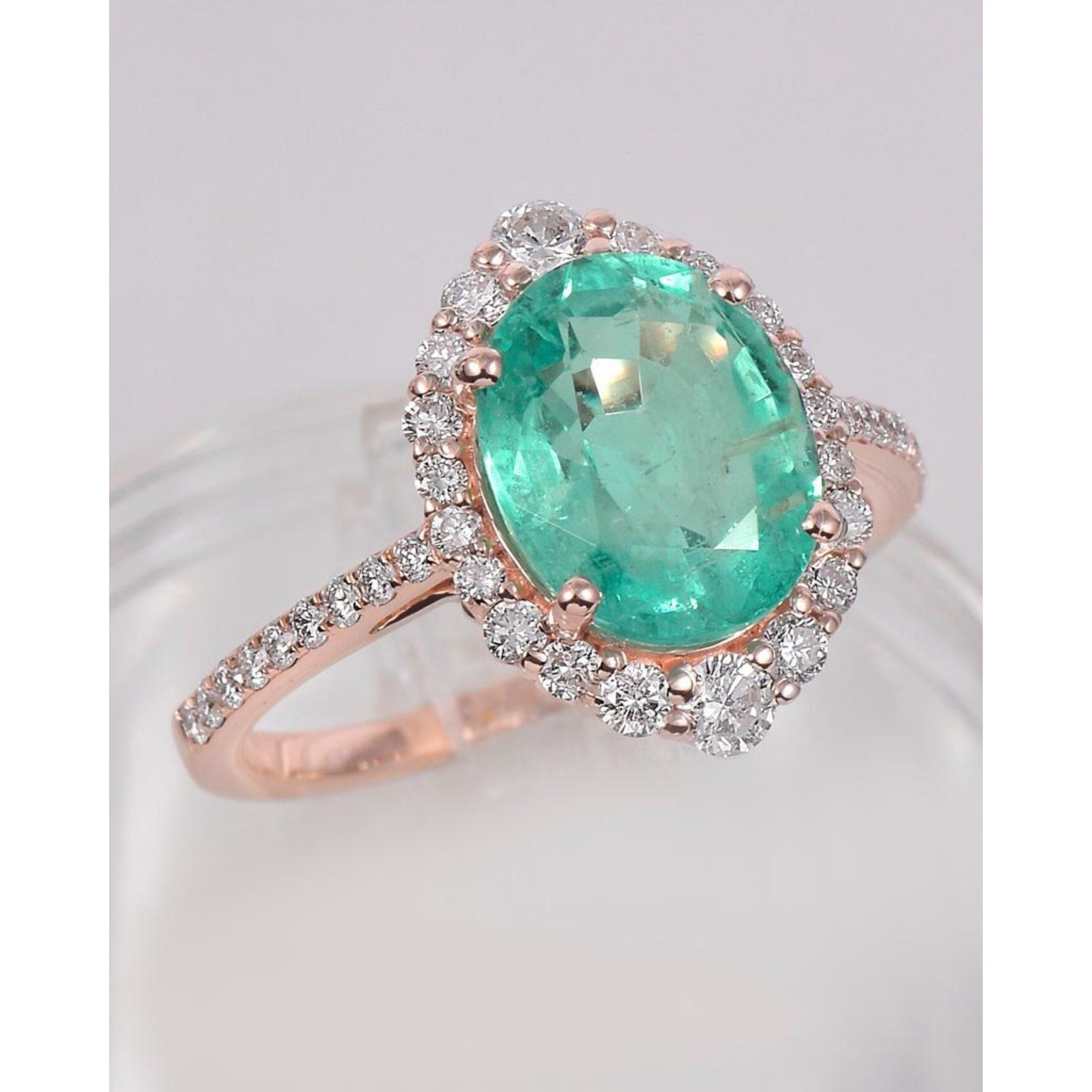 For Sale:  18K Gold 2 CT Natural Emerald and Diamond Antique Art Deco Style Engagement Ring 4