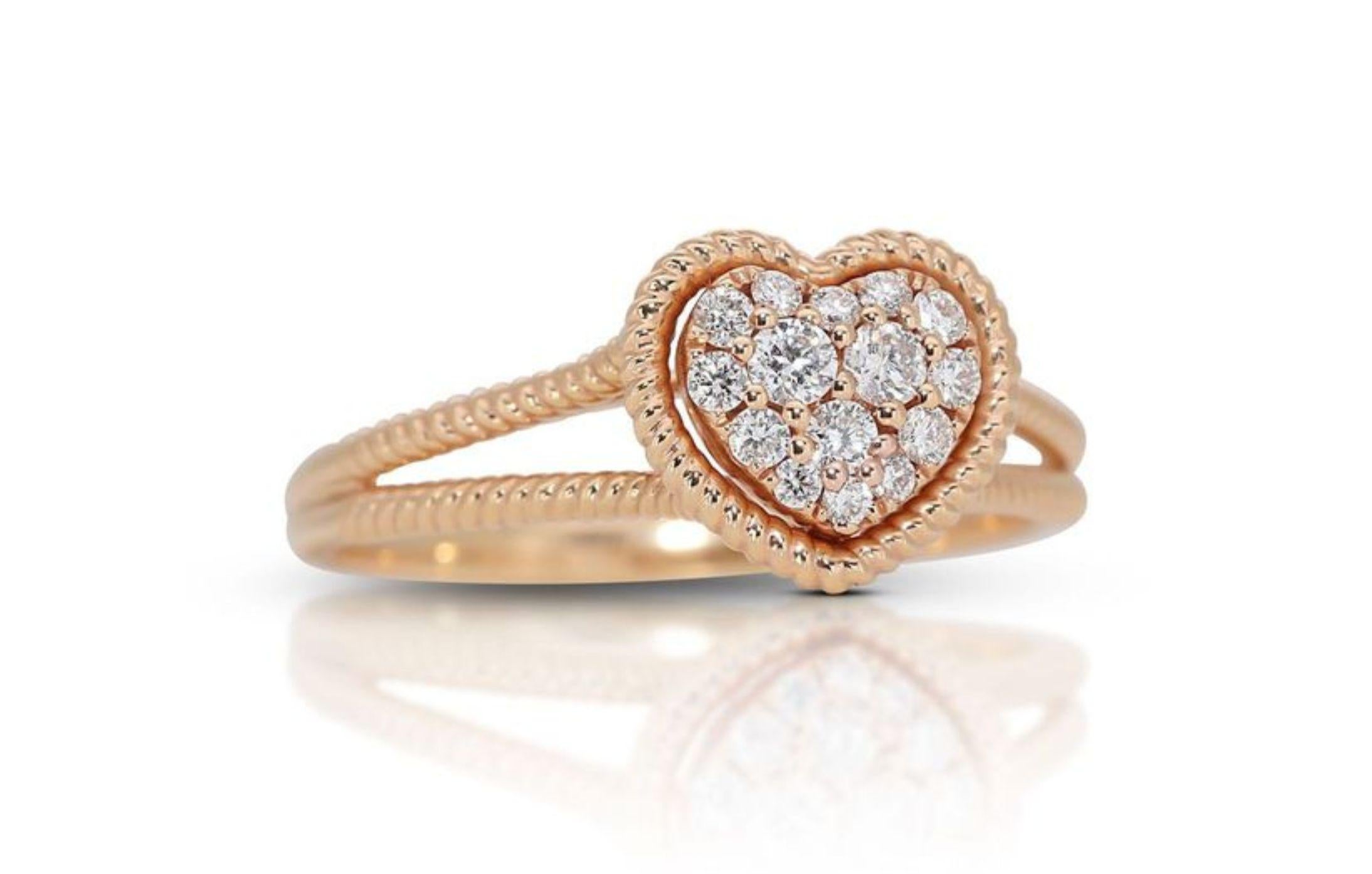 18K Rose Gold Heart-shaped Ring with 0.25ct Natural Diamond In New Condition For Sale In רמת גן, IL