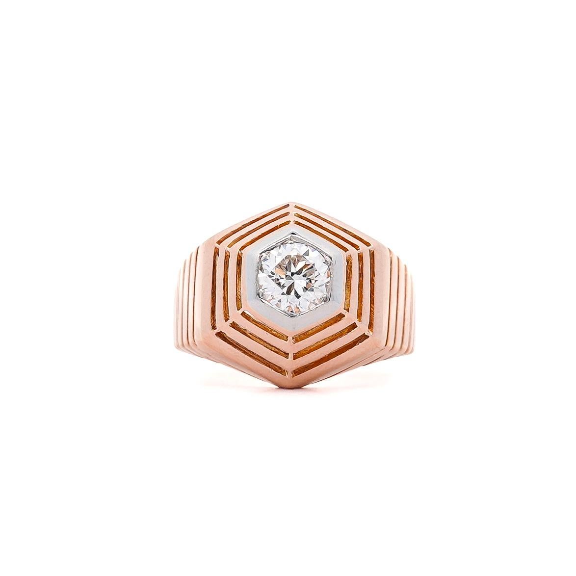 Women's 18K Rose Gold Hexagonal Shape Mesh Finish Ring, Bracelet, Pendant Set For Sale