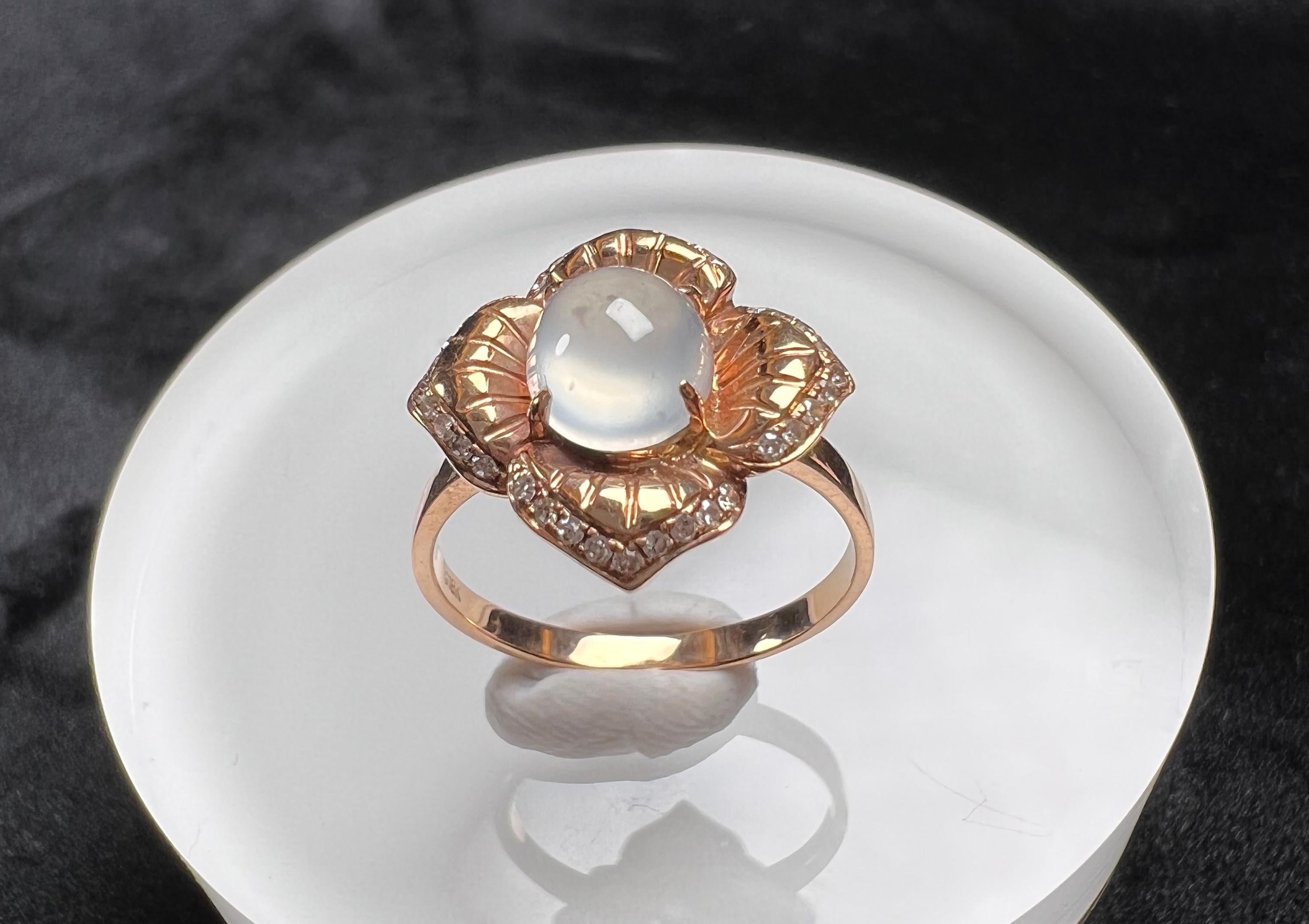 Women's or Men's 18K Rose Gold Icy Jadeite Diamond Flower Ring Cocktail Ring For Sale