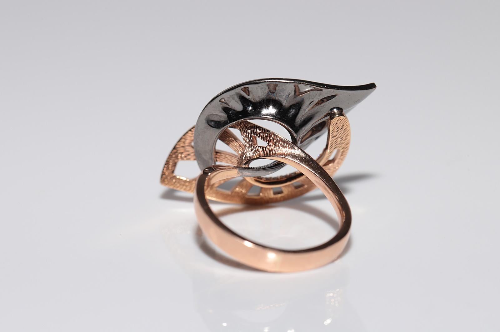 Bague solide en or rose 18 carats décorée de diamants naturels de style feuille en vente 7