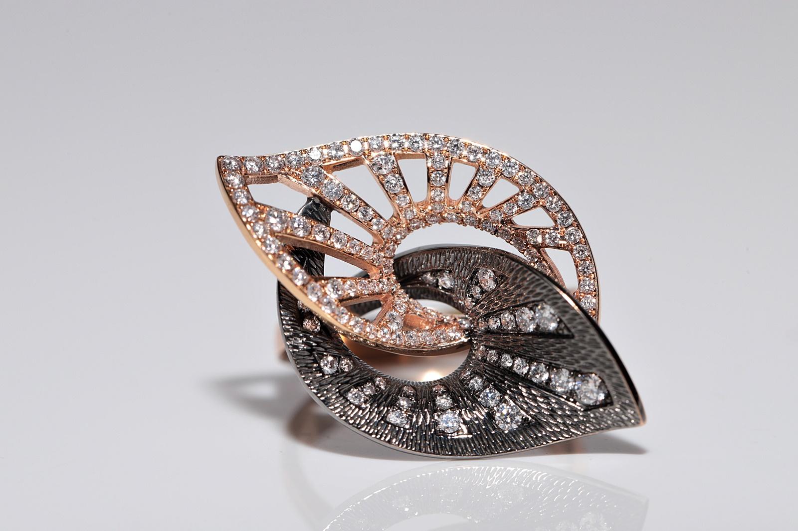 Bague solide en or rose 18 carats décorée de diamants naturels de style feuille en vente 2