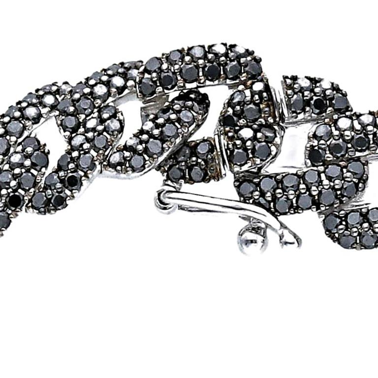 18K Rose Gold Gliederarmband Pradera mit schwarzen Diamanten
Diamanten 5,31ct.
17,50cm / 6.88in lang.
0,90 cm / 0.35in breit.


VERSANDFÄHIG
*Der Versand dieses Stücks ist von COVID-19 nicht betroffen. Bestellungen willkommen!

PRADERA ist ein in