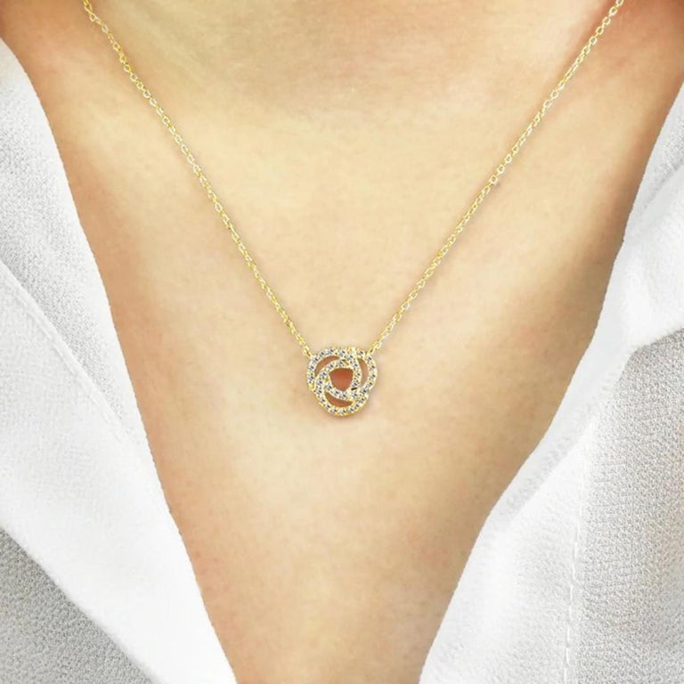 Golden Knot Pendant Necklace main image 0