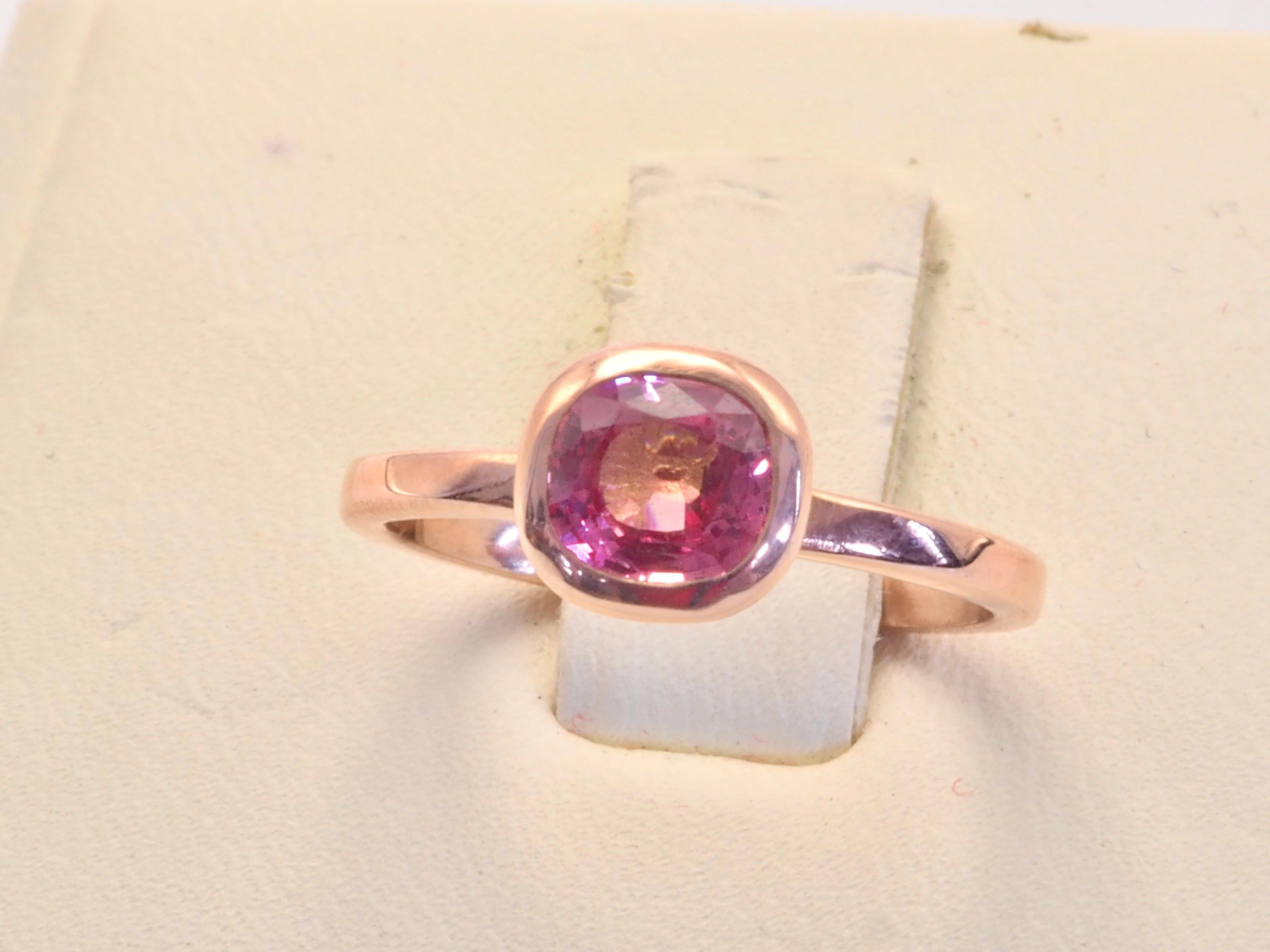 Women's 18K Rose Gold Mahenge Pink Spinel In Sleek Bezel Set Solitaire Ring For Sale