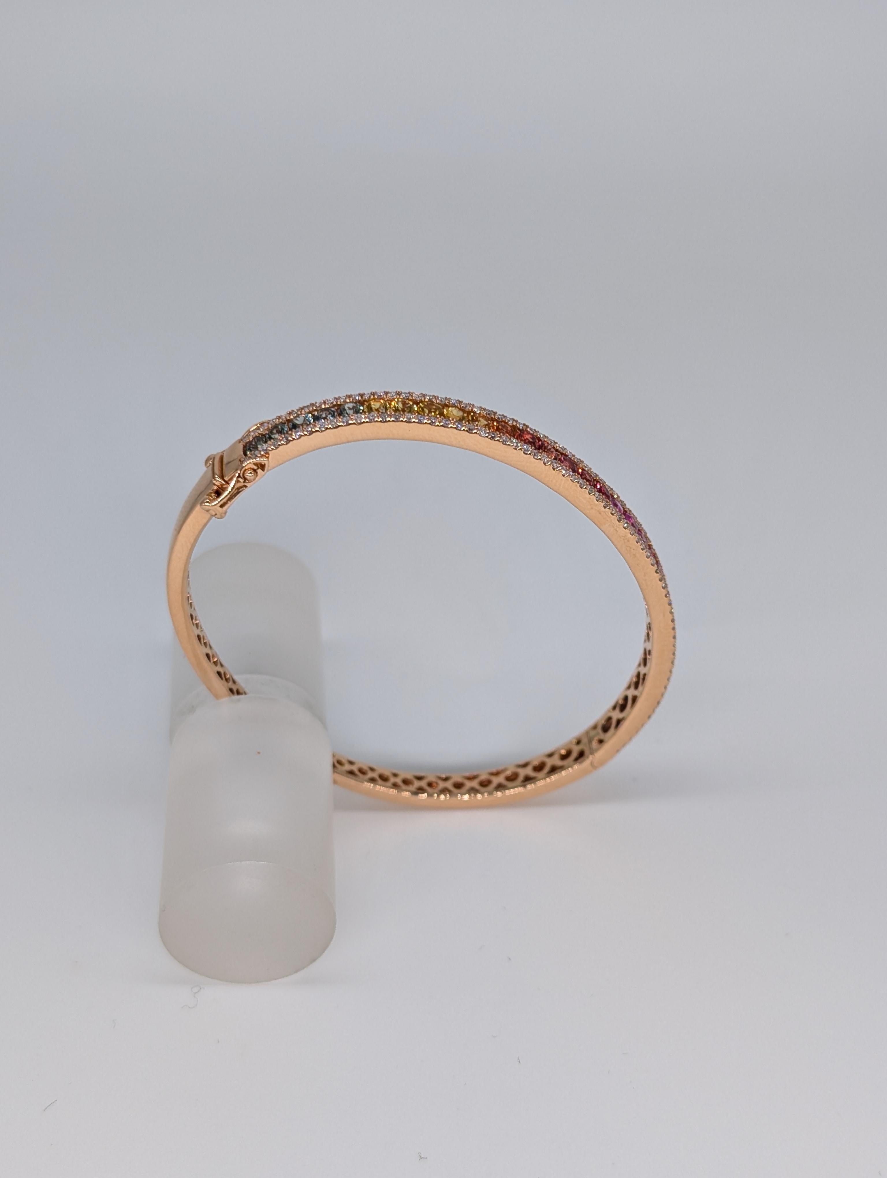 da uomo o donna Bangle in oro rosa 18k con zaffiro multicolore e diamanti in vendita