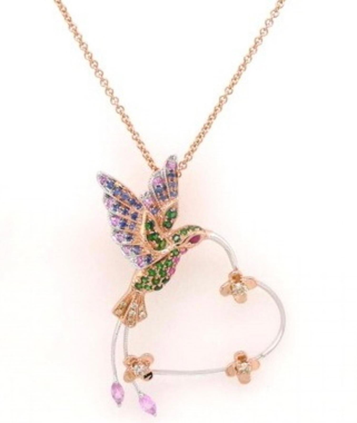 Collana in oro rosa 18K con zaffiro multicolore e cuore con diamanti In condizioni Nuovo in vendita a Hong Kong, HK