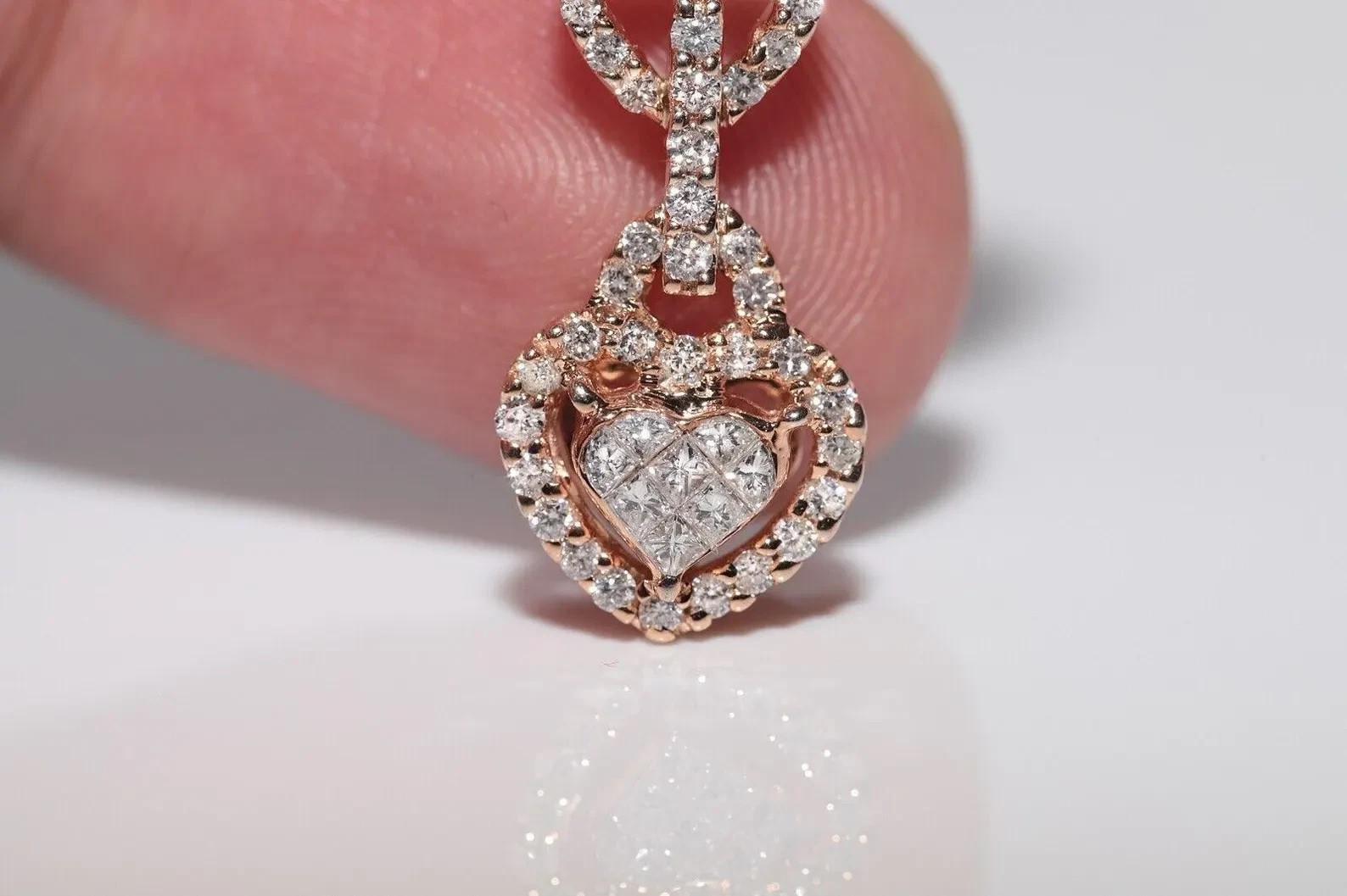 Boucle d'oreille pendante en or rose 18k ornée de diamants naturels en forme de coeur en vente 3