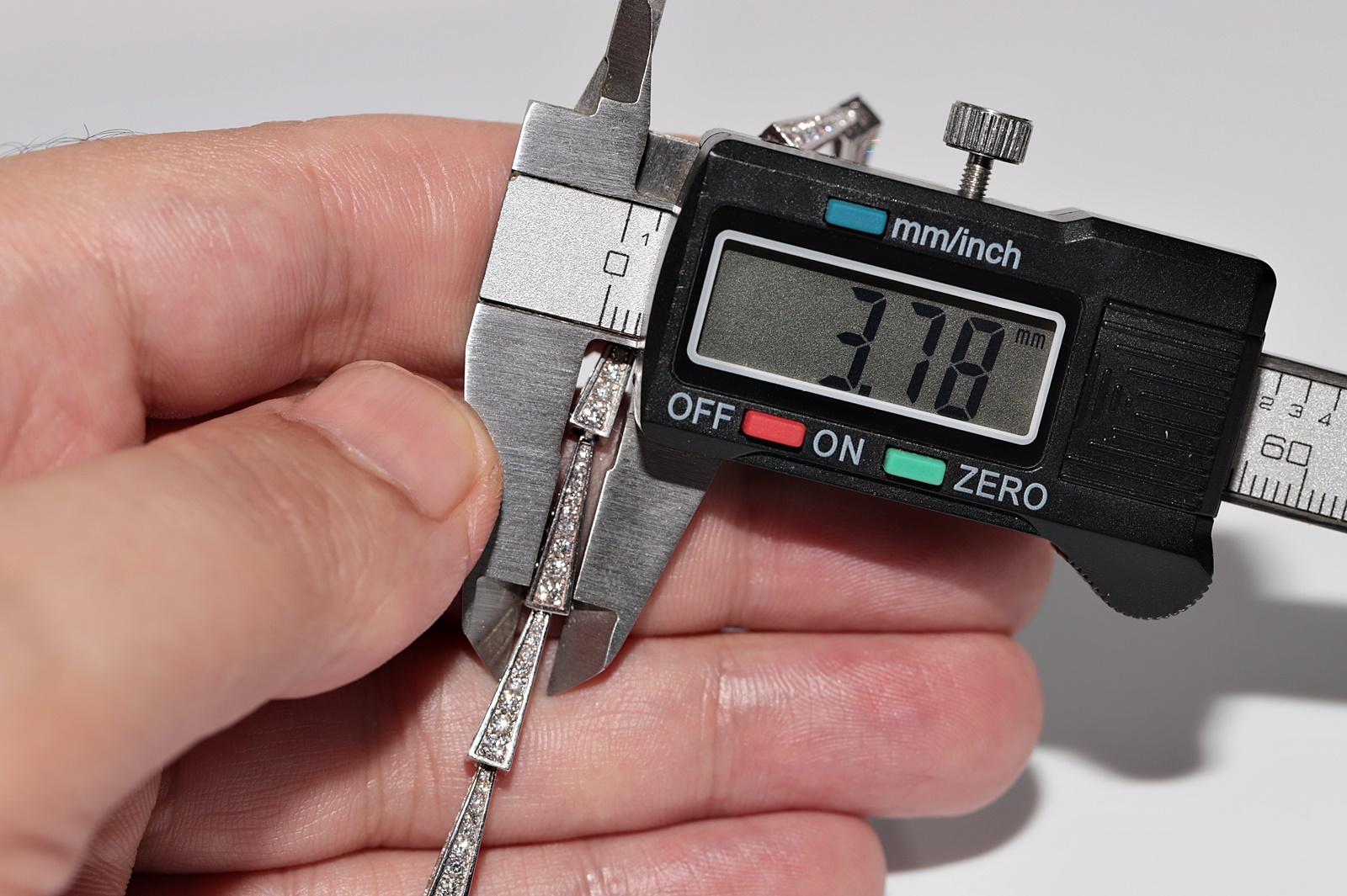 18 Karat Roségold Natürlicher Diamant Dekorierte hübsche Halskette im Angebot 9