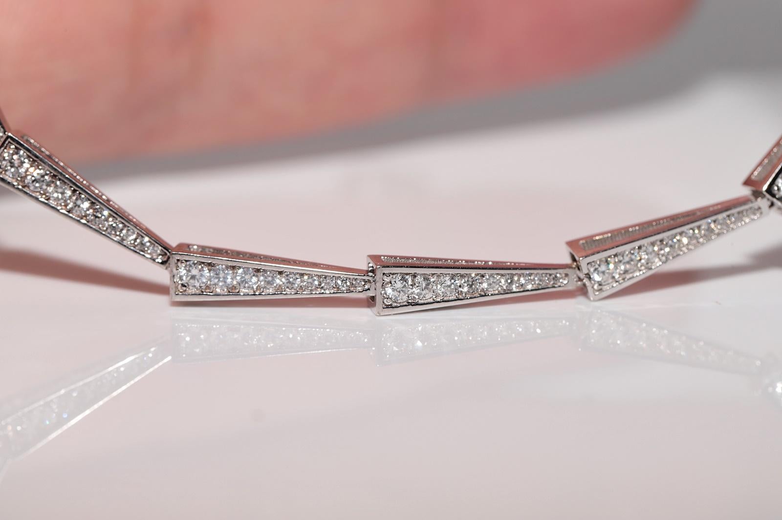 Women's 18k Rose Gold Natural Diamond Decorated Pretty Necklace For Sale
