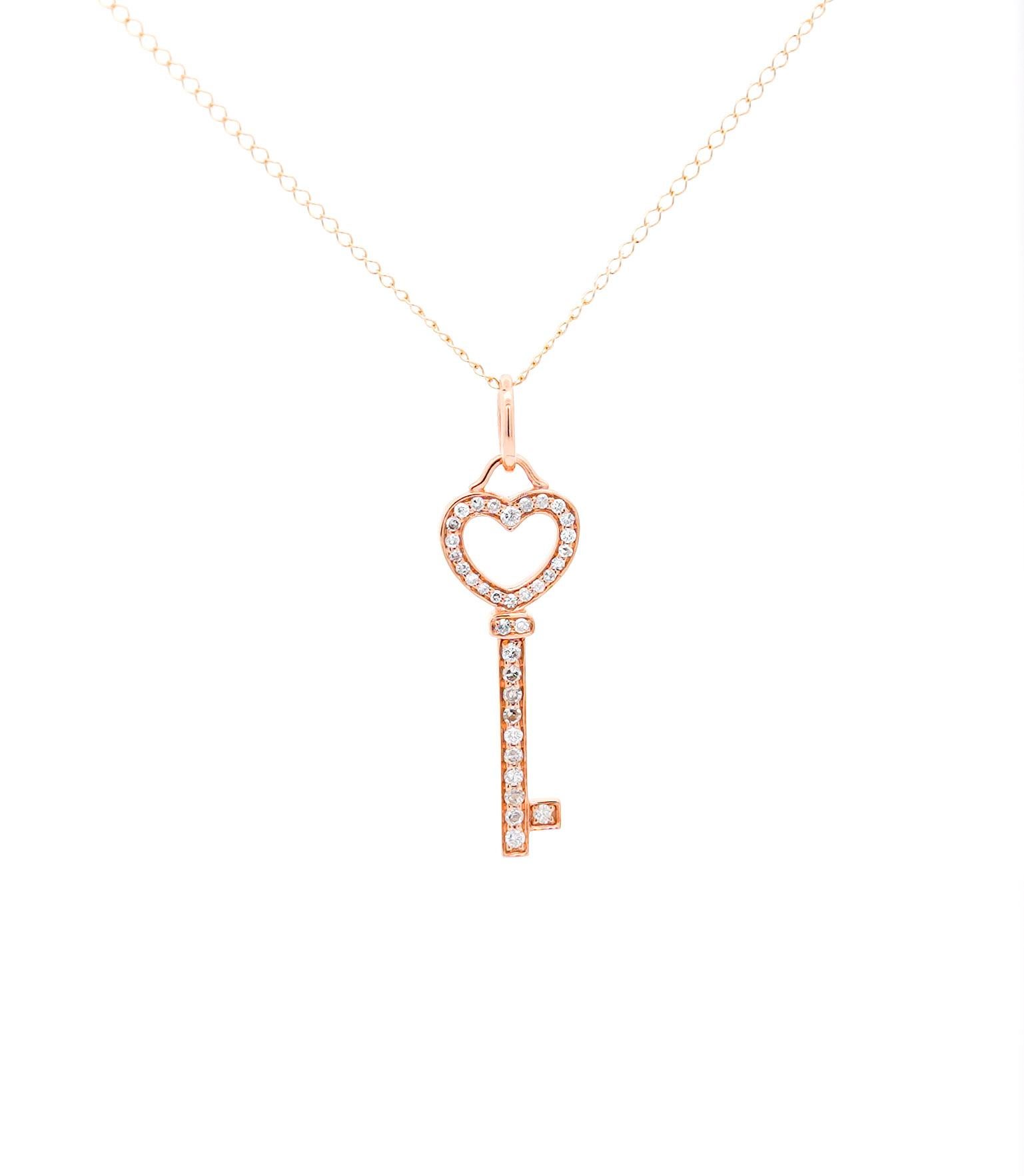 Contemporaneo Collana con ciondolo Key To My Heart in oro rosa 18k con diamanti naturali in vendita