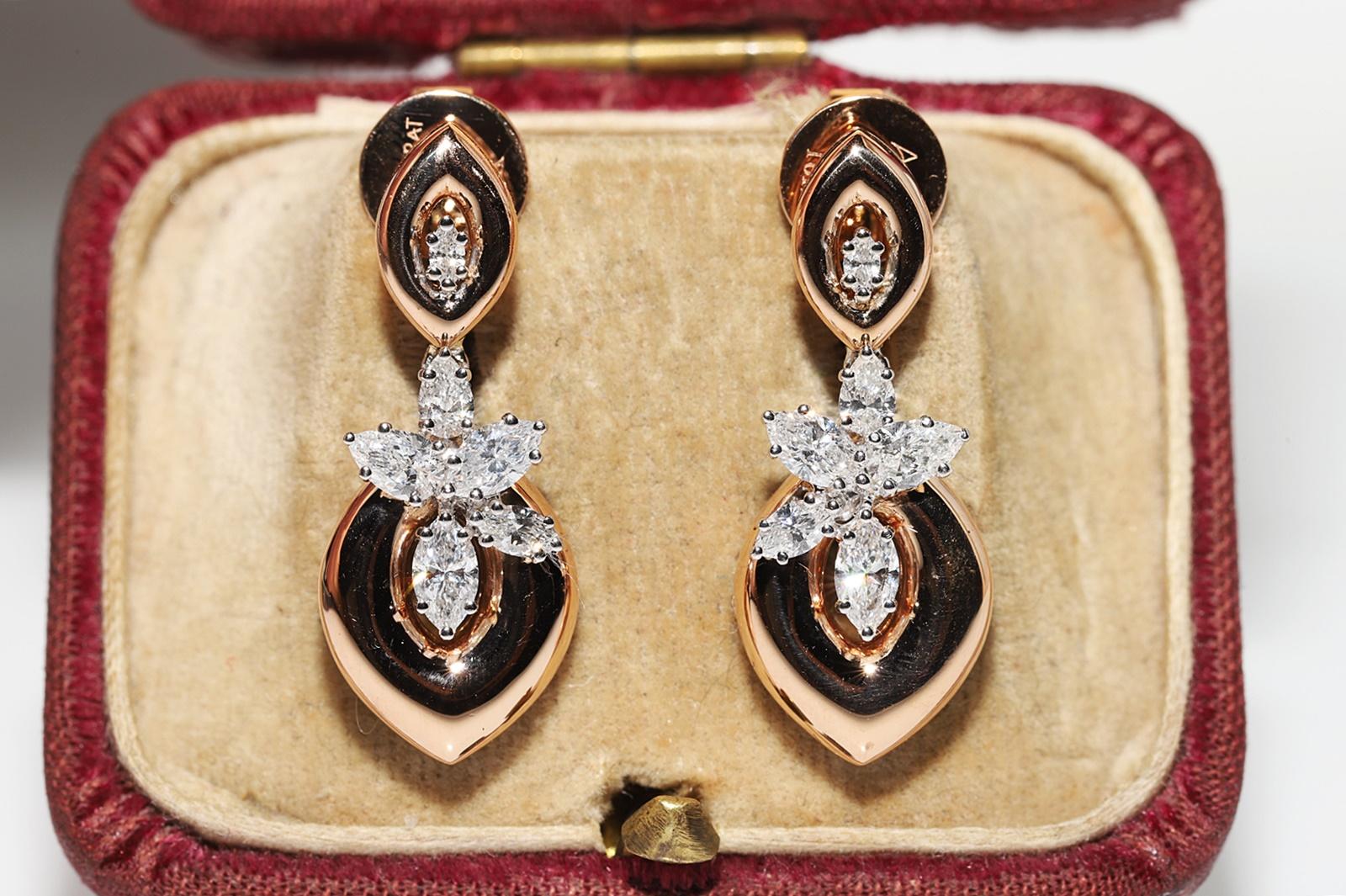 In very good condition.
Total weight is 10.2 grams.
Totally is diamond 1.25 ct.
The diamond is has F-G color and vvs-vs clarity.
Box is not included.
Please contact for any questions.