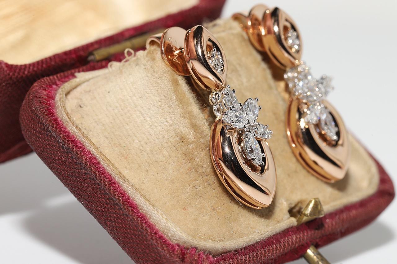 18 Karat Roségold Natürlicher Marquise-Schliff Diamant Dekorierter Tropfenohrring (Moderne) im Angebot