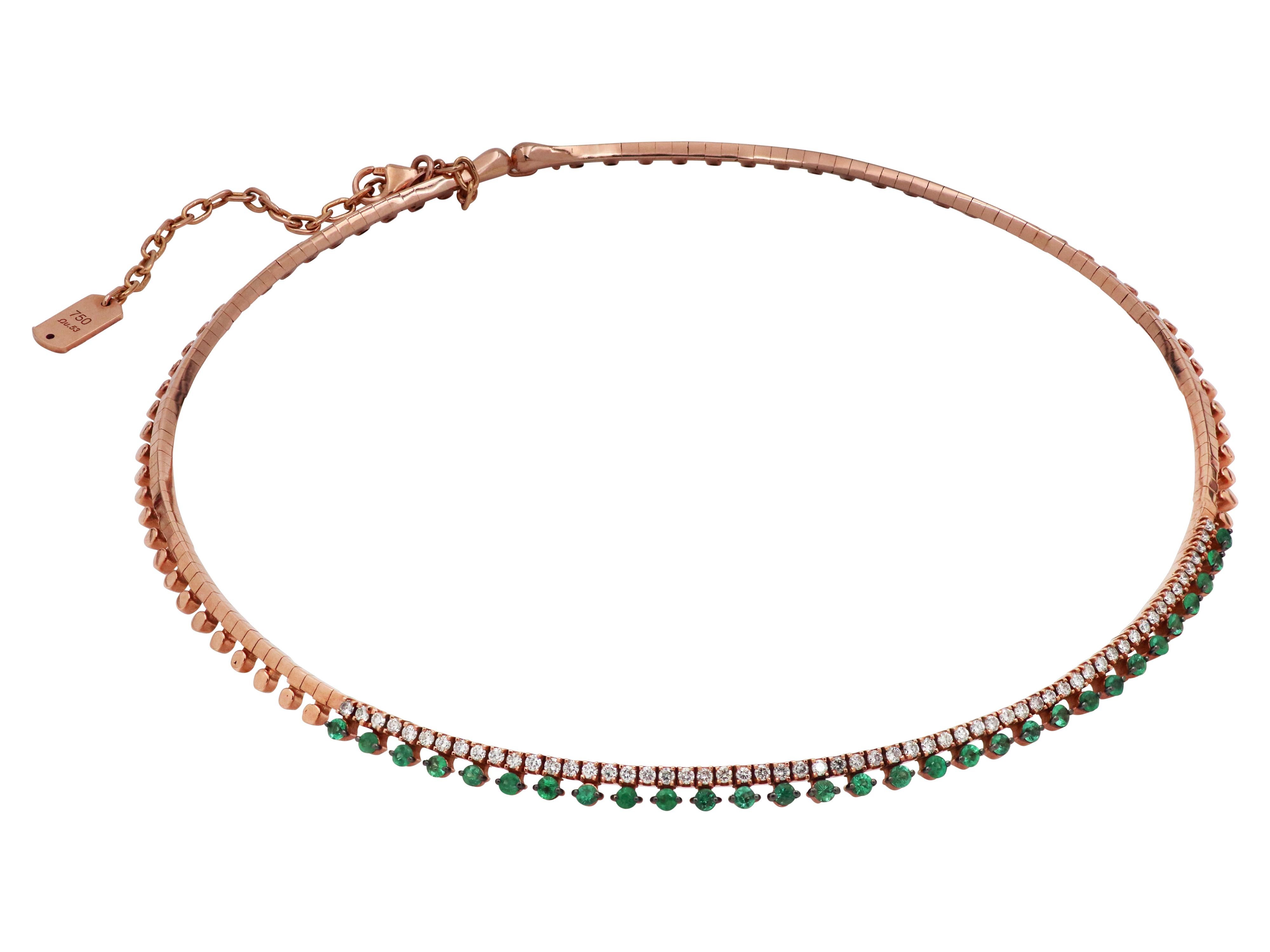 18 Karat Roségold Halskette mit Smaragden und Diamanten (Moderne) im Angebot