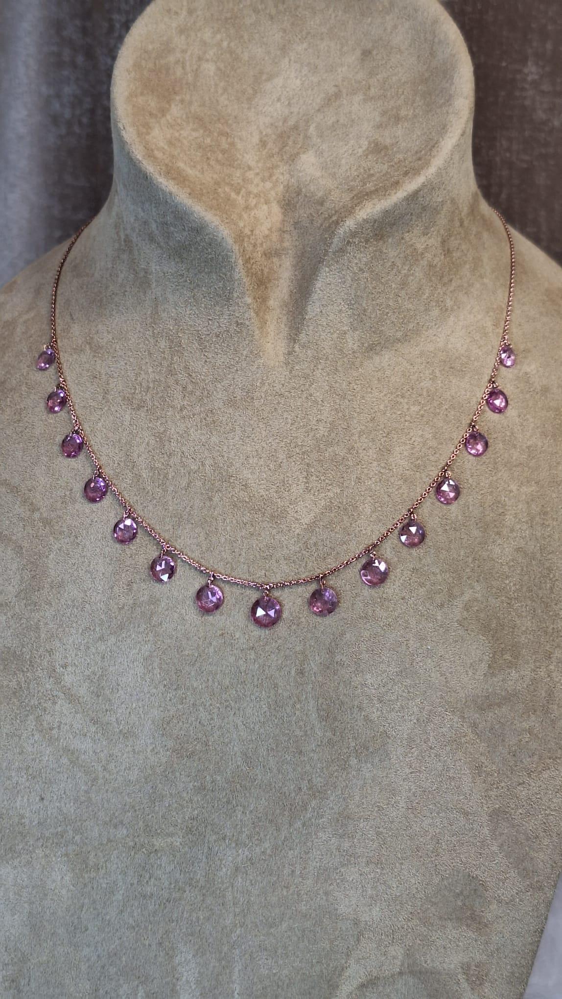 18K Rose Gold Necklace with Pink Sapphire In New Condition For Sale In Central, HK