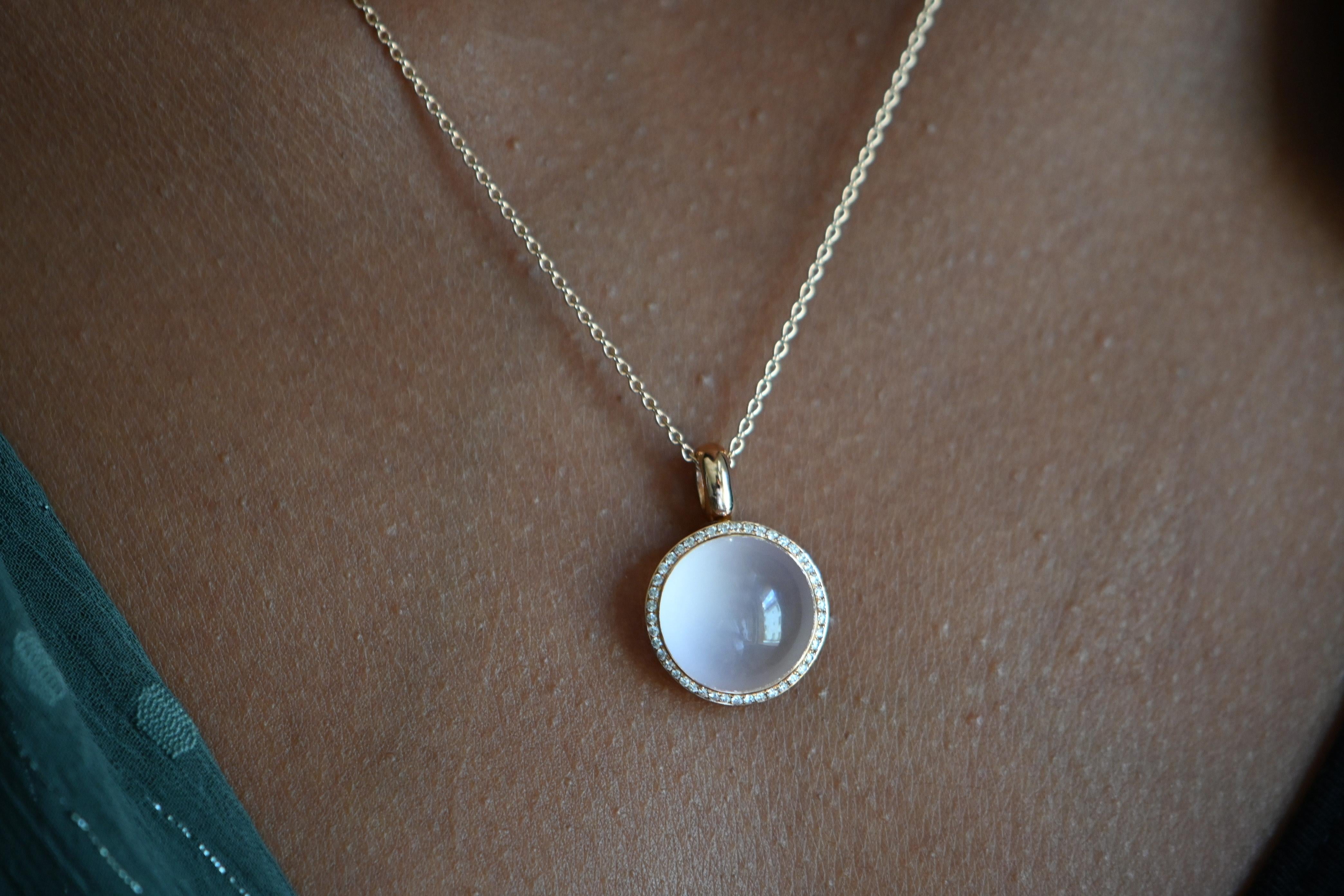 Contemporary 18K Rose Gold Necklace with Rose Quartz and Diamond For Sale