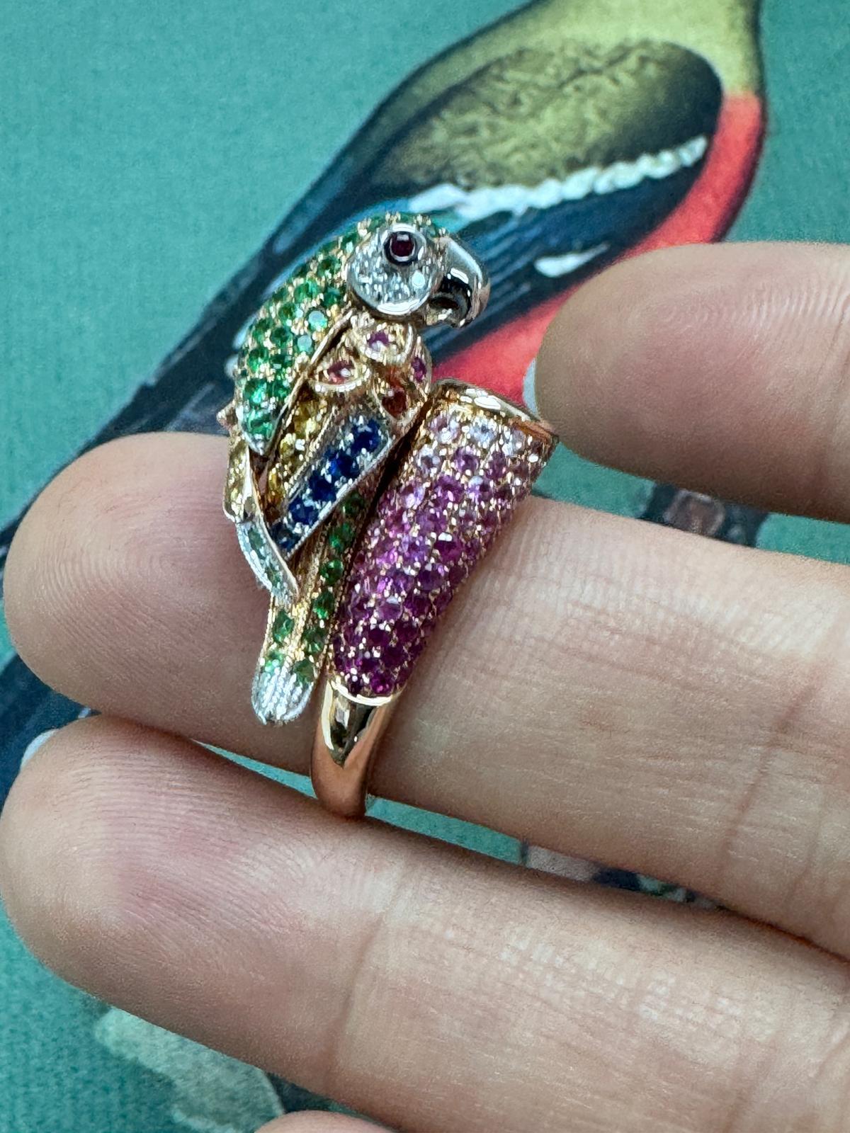 18K Rose Gold Parrot Ring with Green Garnet For Sale 1