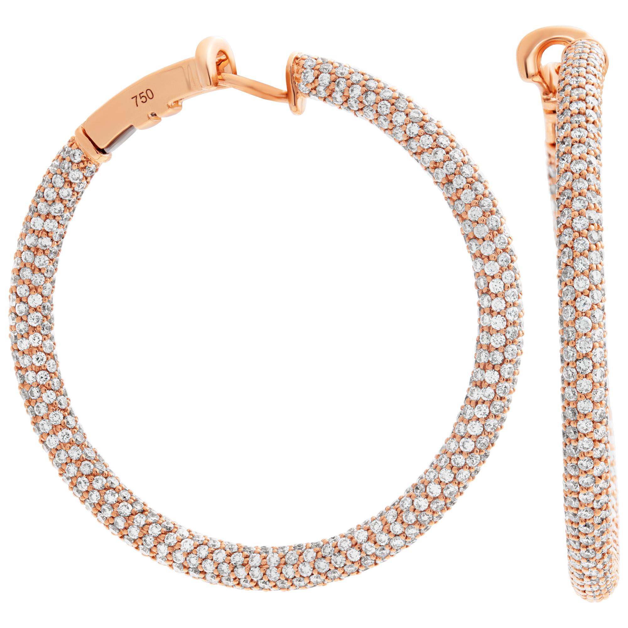 Pendientes de aro con pavé de oro rosa de 18 quilates y 6,90 quilates de diamante redondo talla brillante en Excelente estado para la venta en Surfside, FL