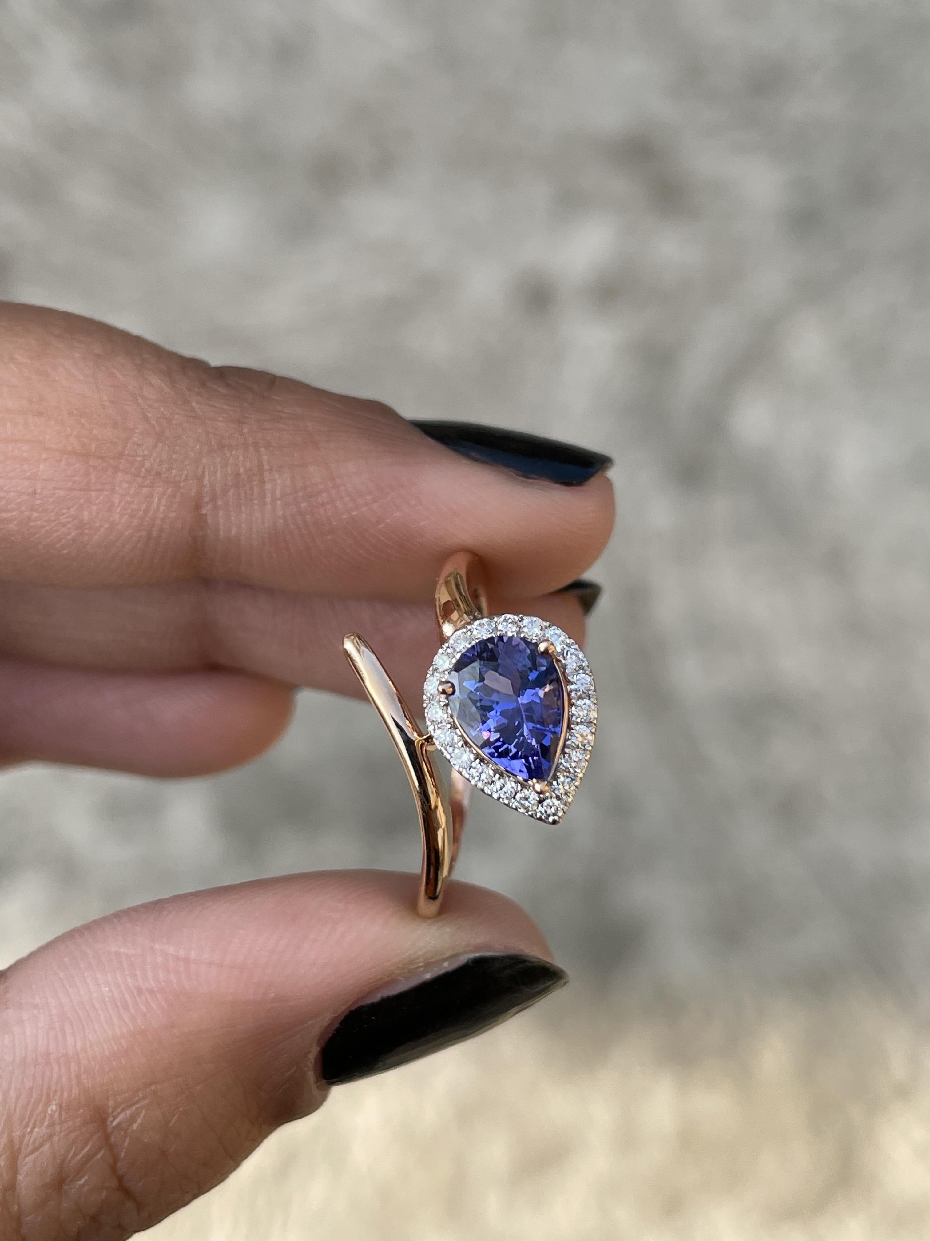For Sale:  18K Rose Gold Pear Shape Tanzanite and Diamond Ring 11