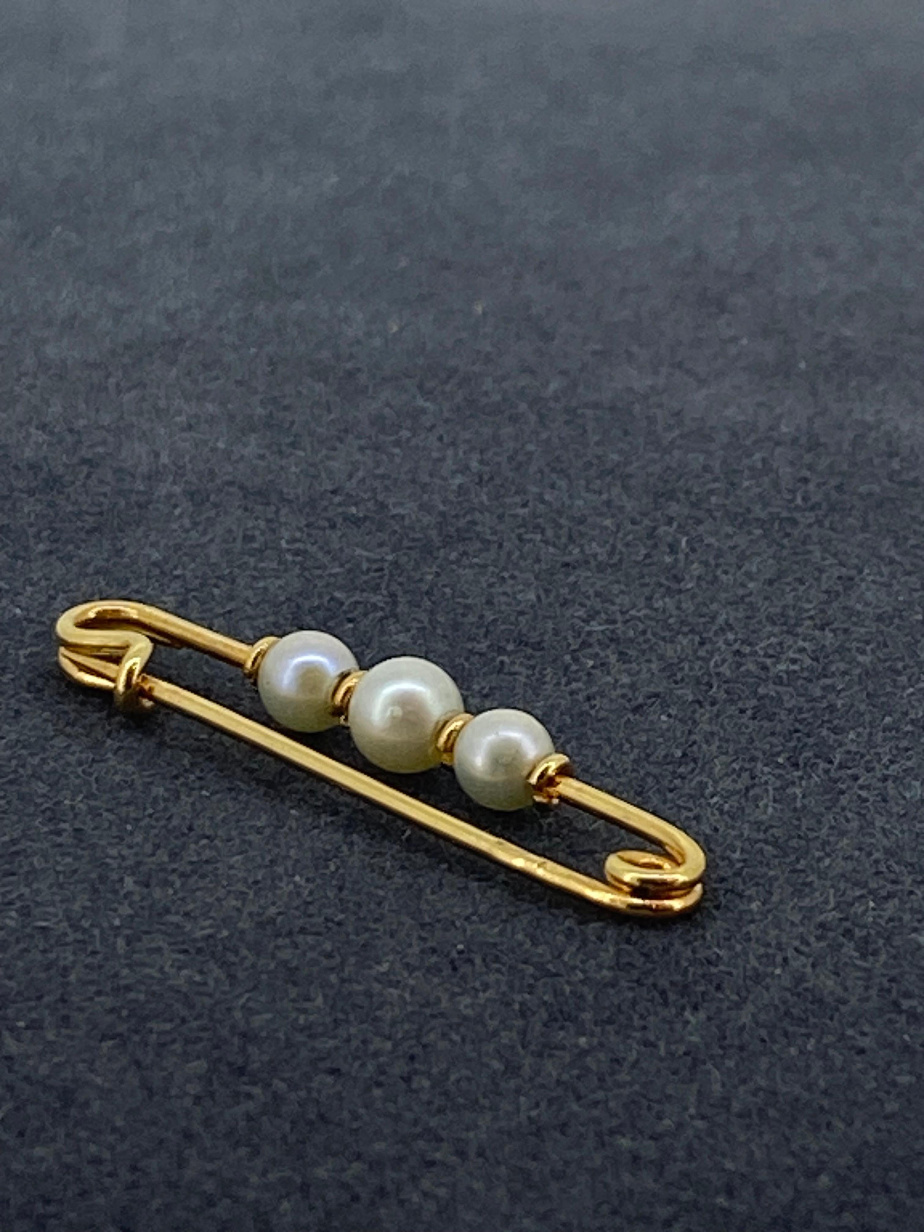 Retro 18K Rose Gold & Pearl Vintage 1950's Pin. Italian hallmarks.